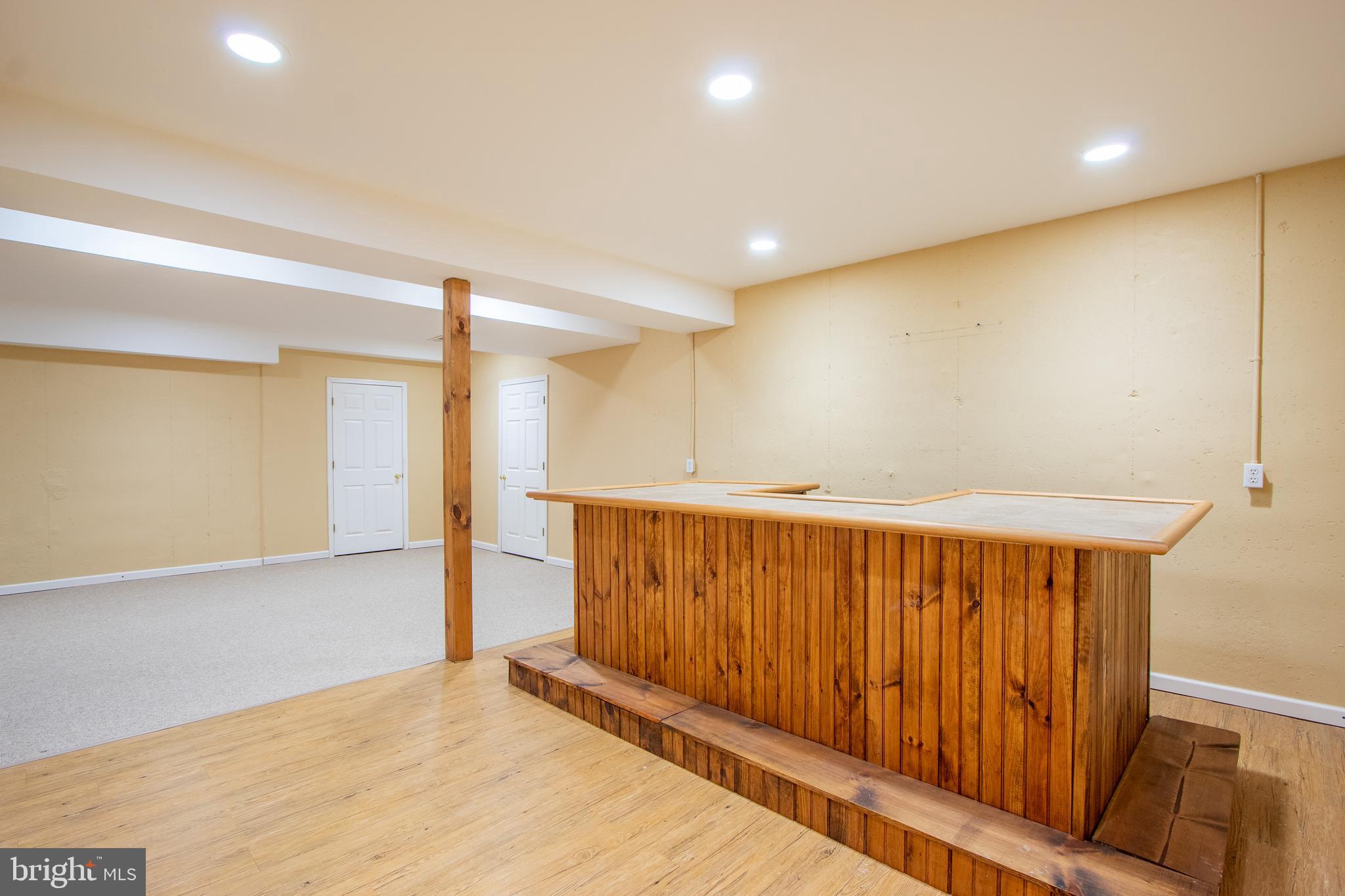 WESTSIDE HUNT - Residential