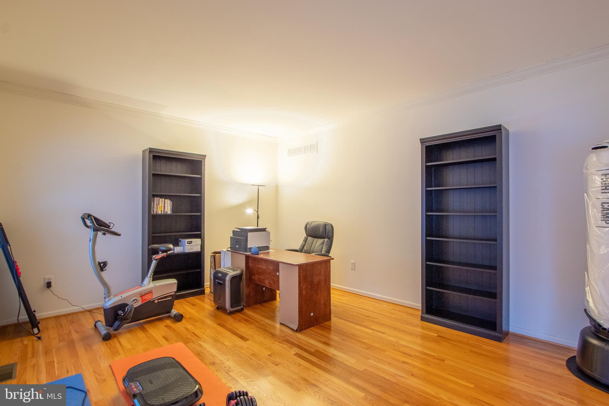 WESTSIDE HUNT - Residential