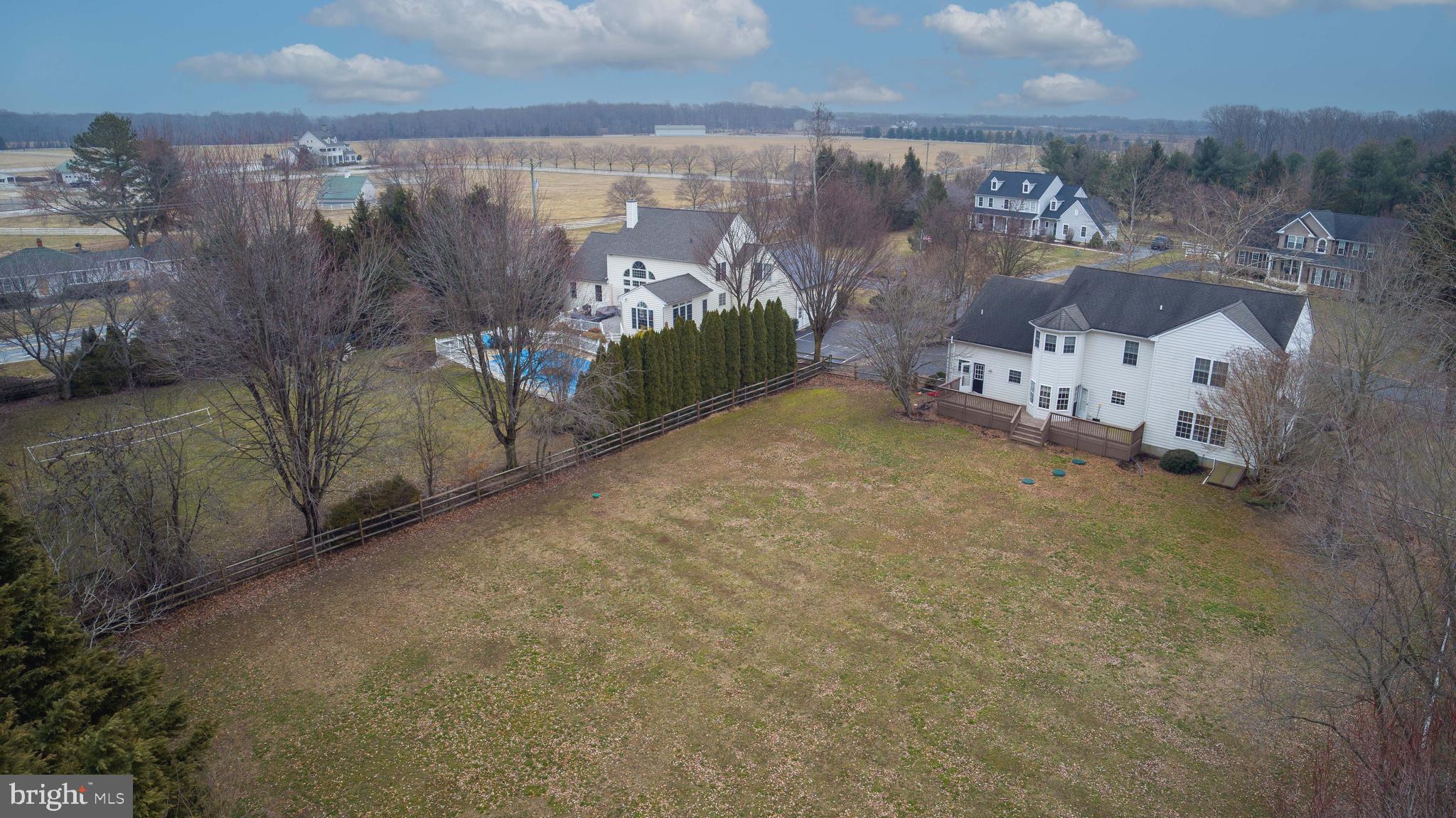 WESTSIDE HUNT - Residential