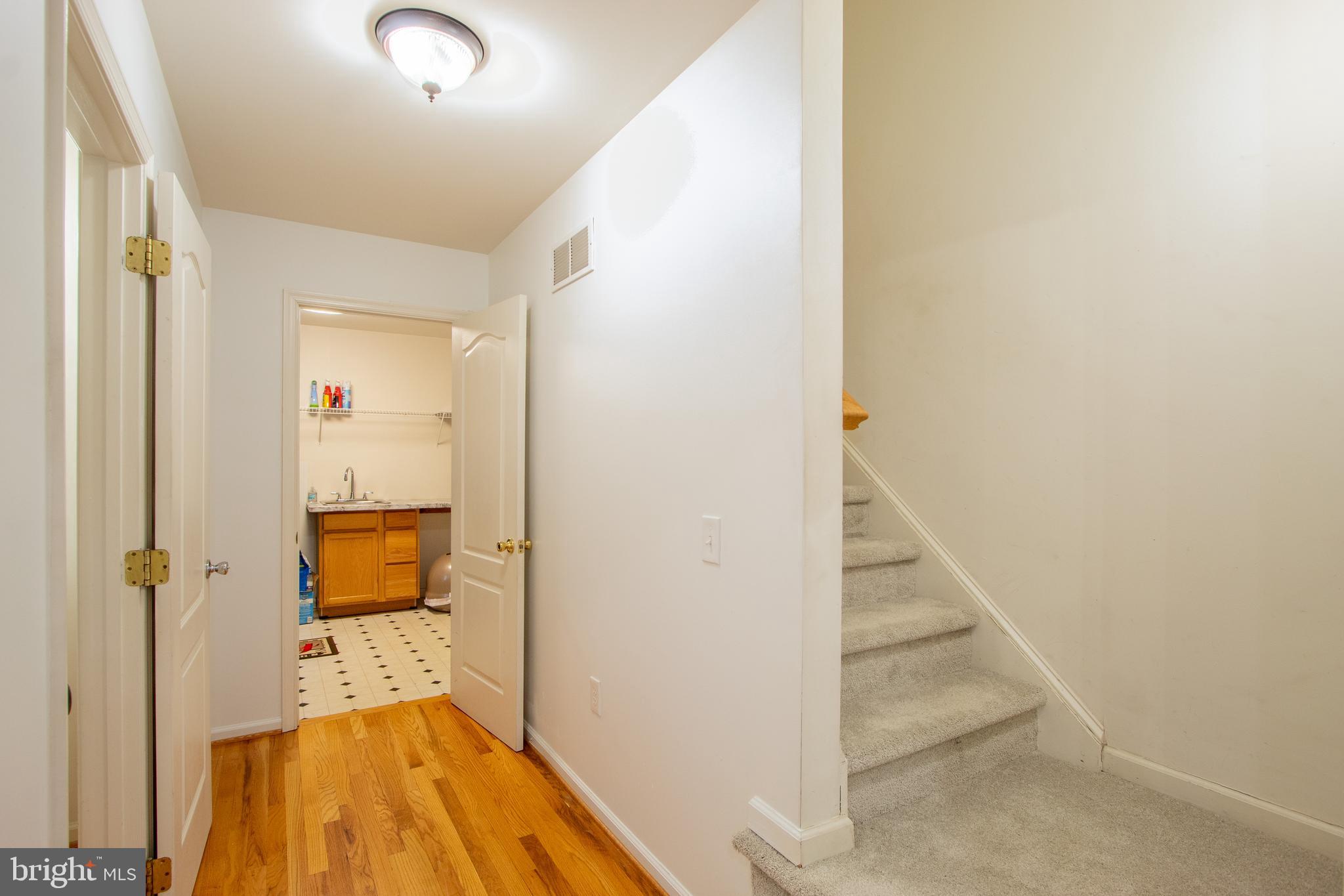 WESTSIDE HUNT - Residential