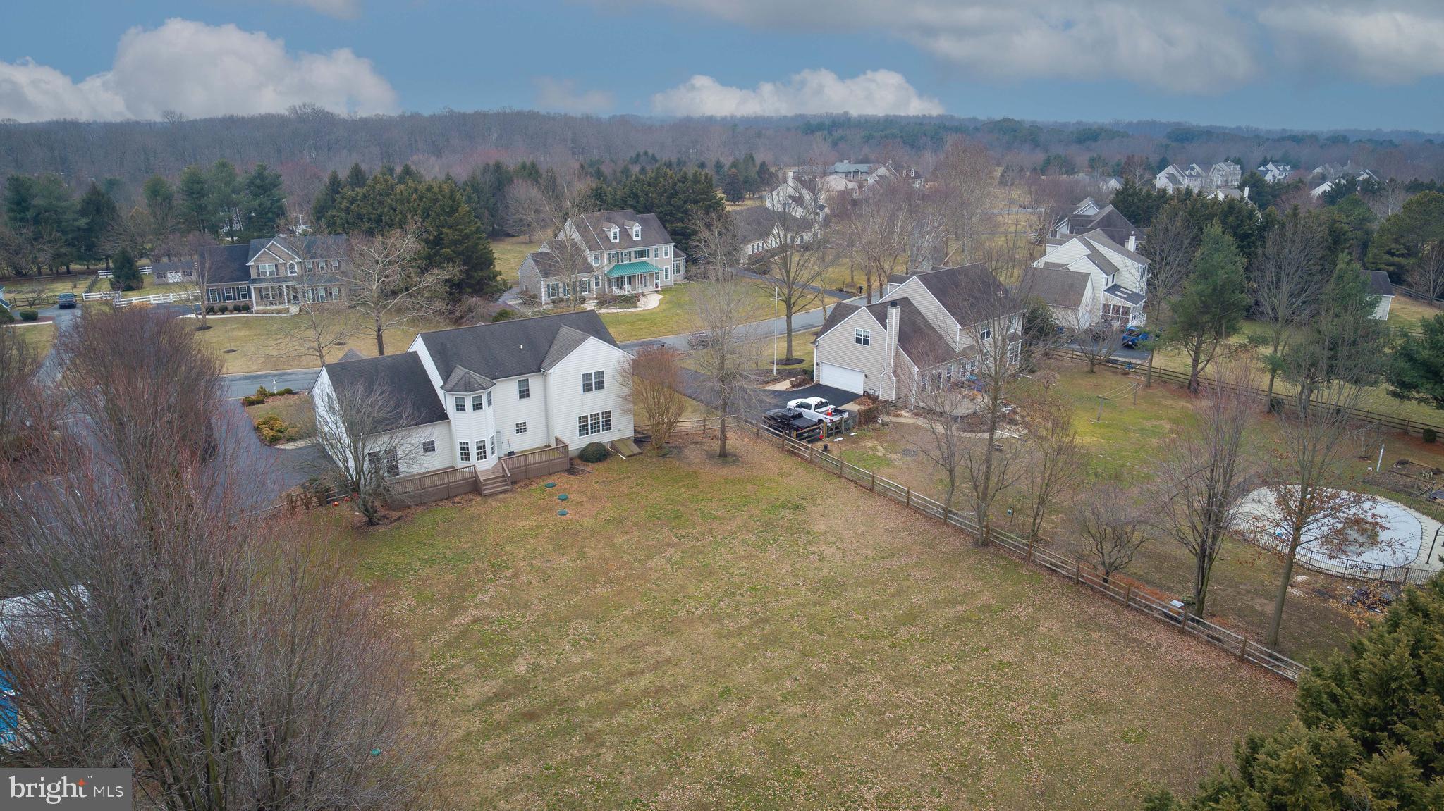 WESTSIDE HUNT - Residential