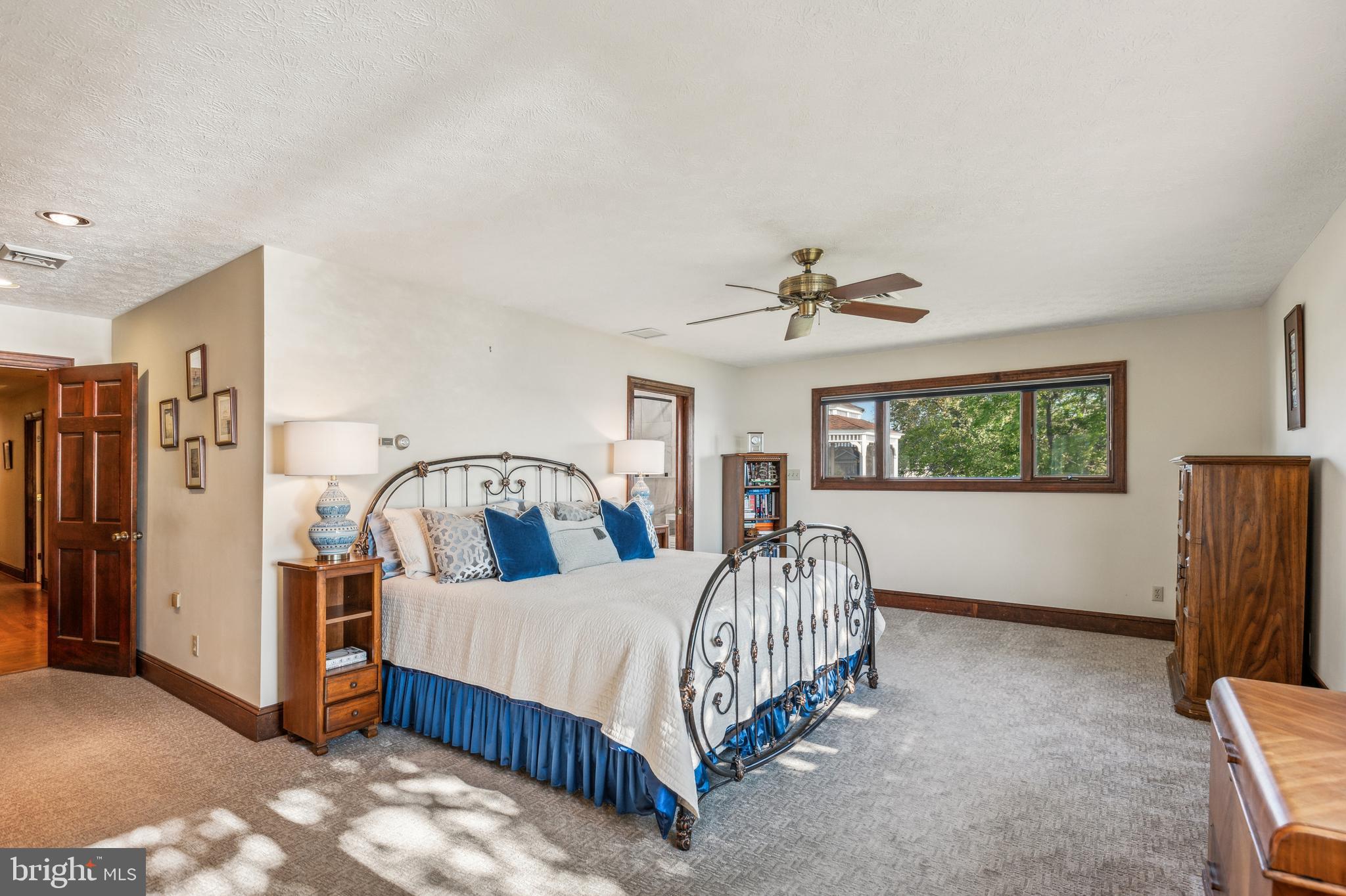 BUTTERFIELDS - Residential