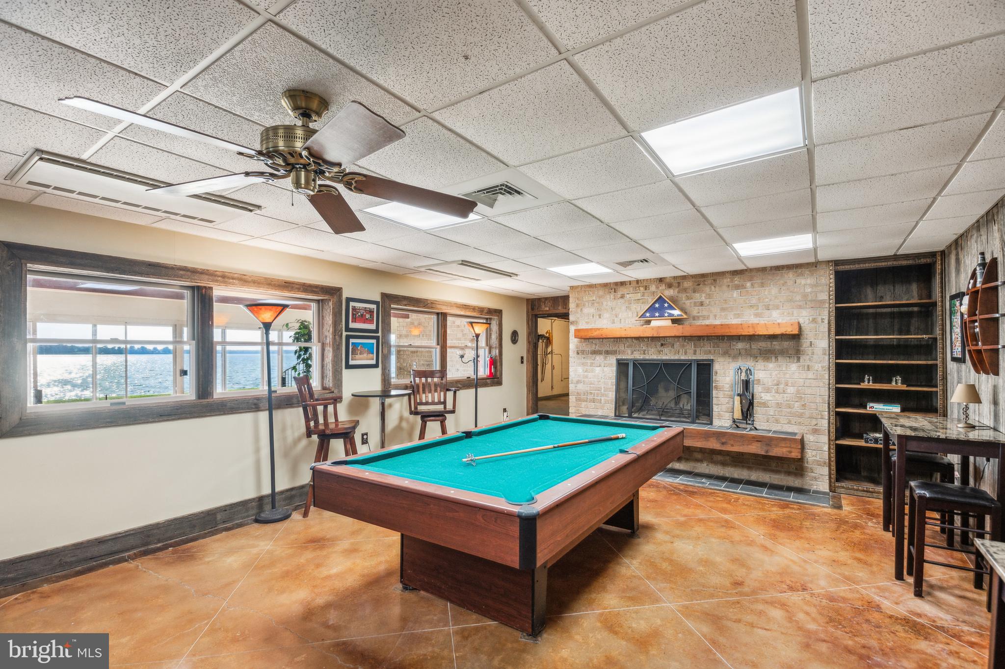 BUTTERFIELDS - Residential