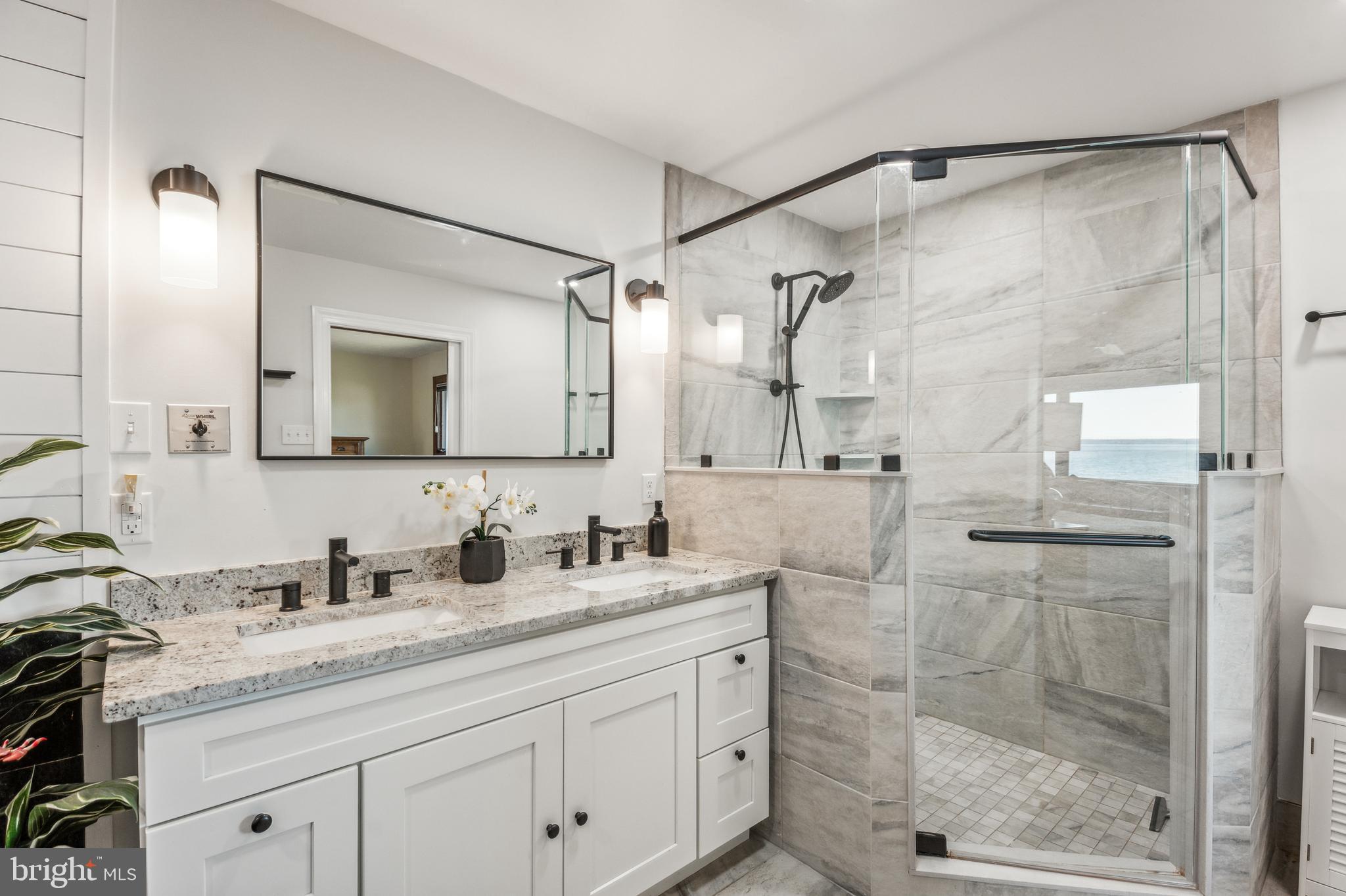 BUTTERFIELDS - Residential