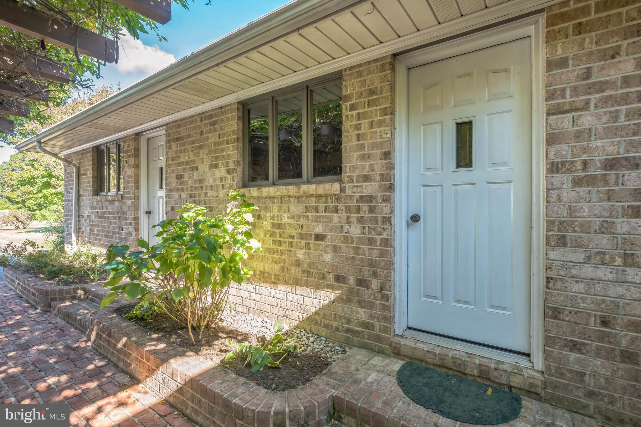 BUTTERFIELDS - Residential