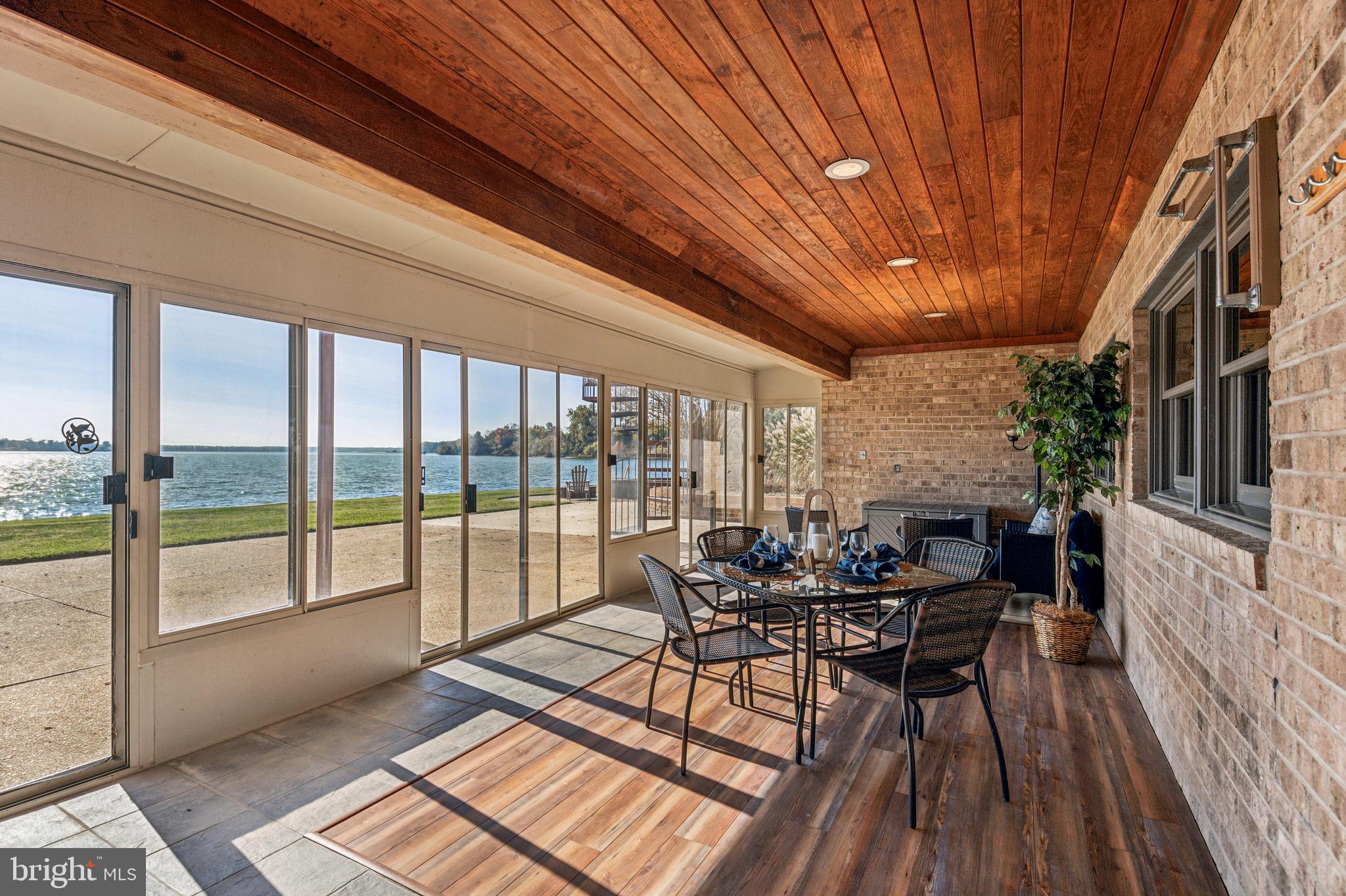 BUTTERFIELDS - Residential