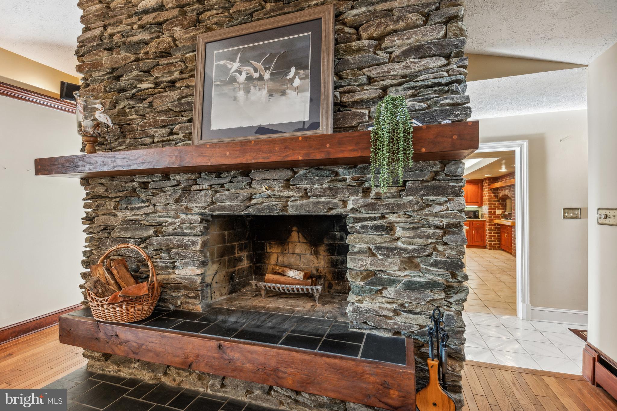 BUTTERFIELDS - Residential