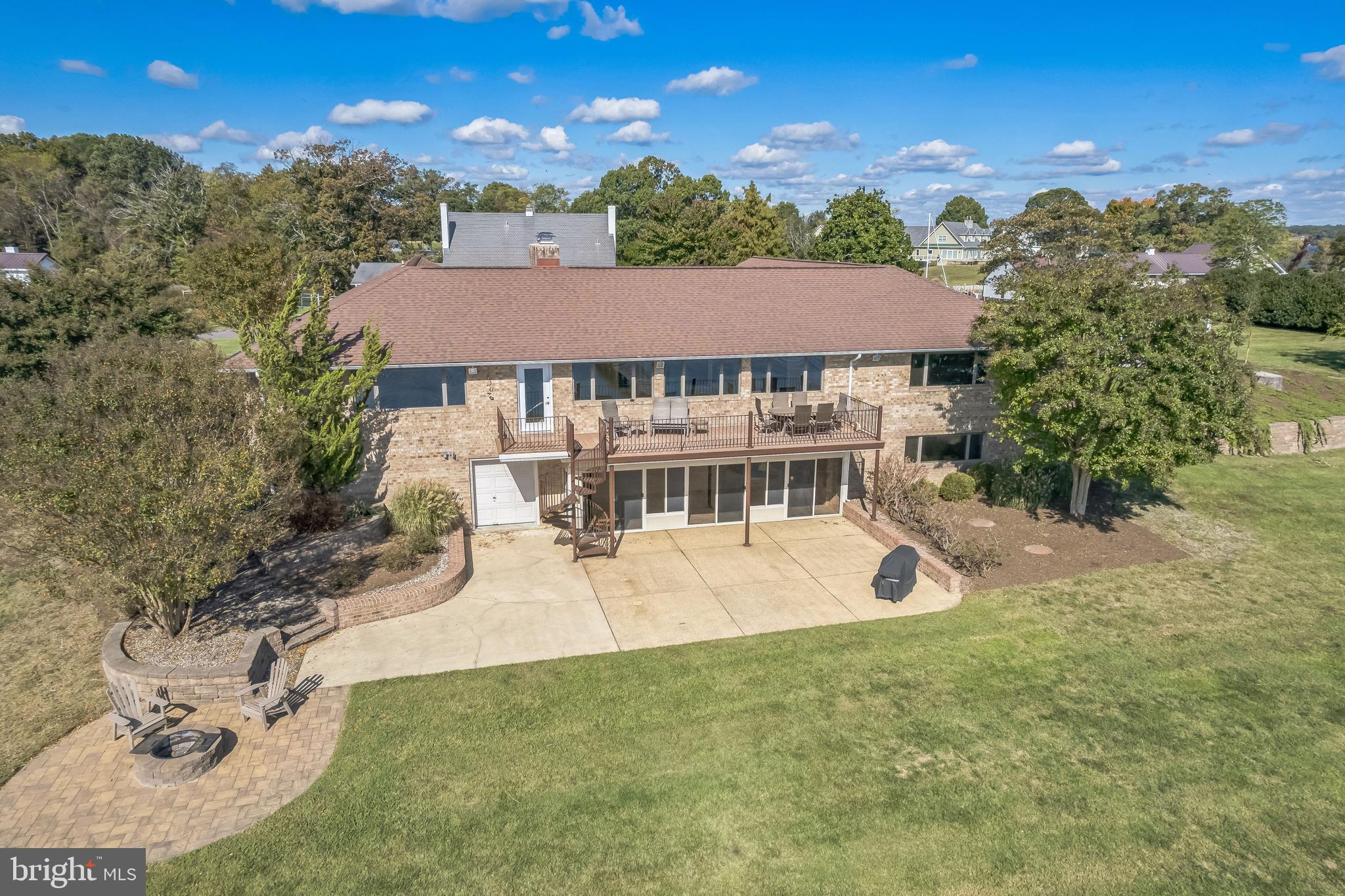 BUTTERFIELDS - Residential