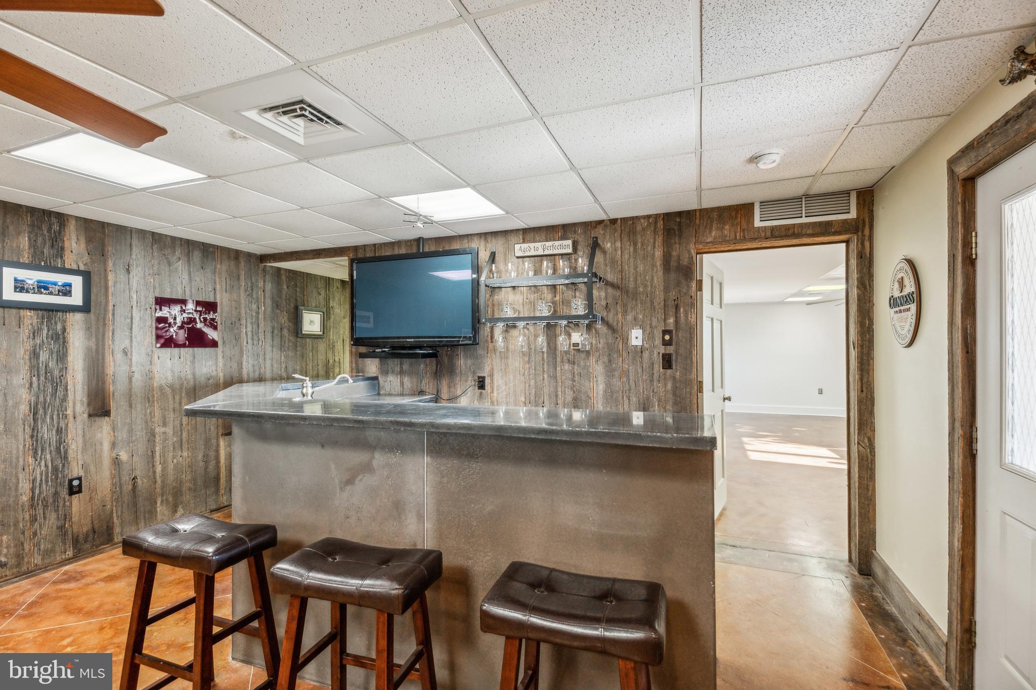 BUTTERFIELDS - Residential