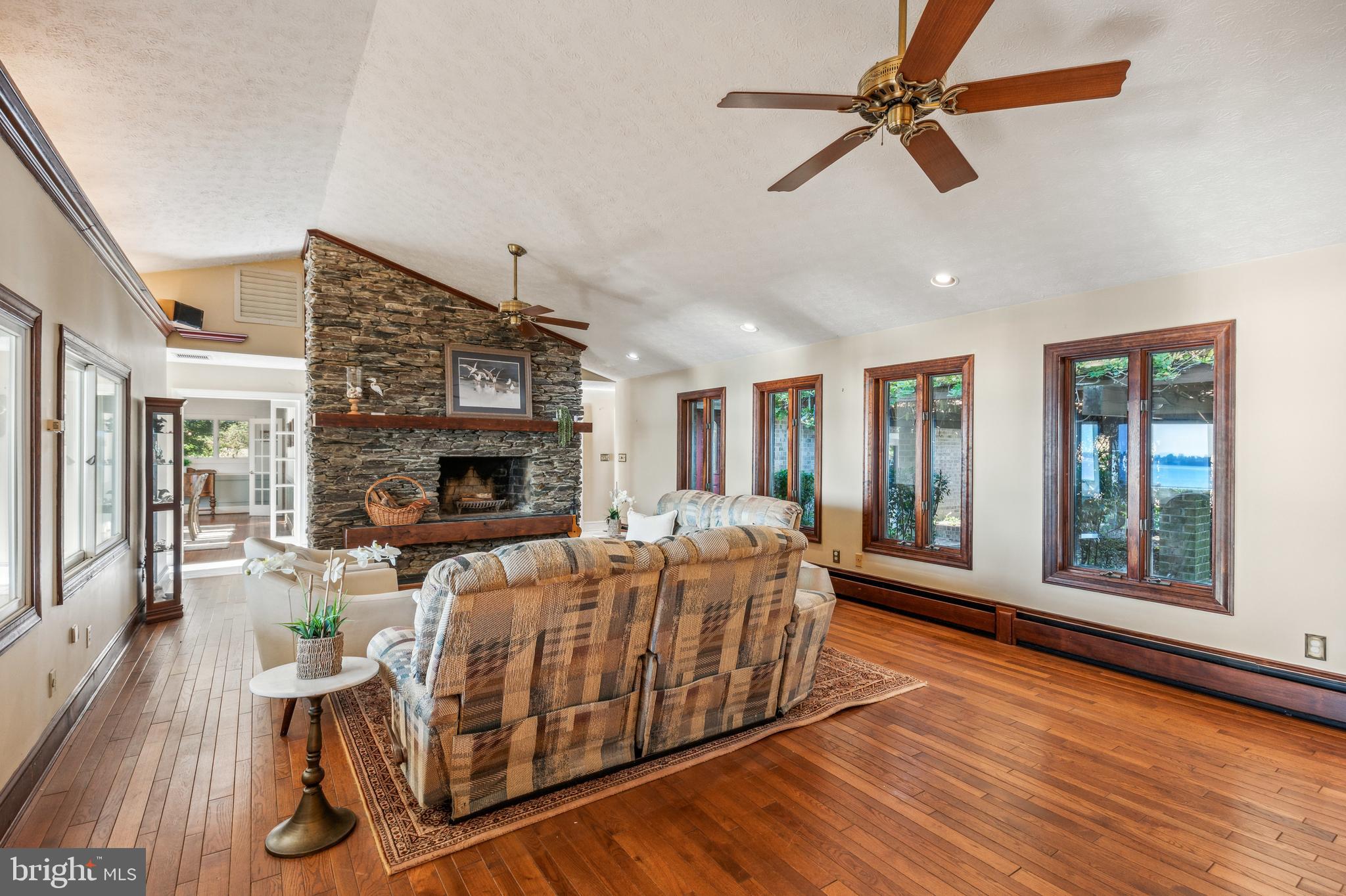 BUTTERFIELDS - Residential