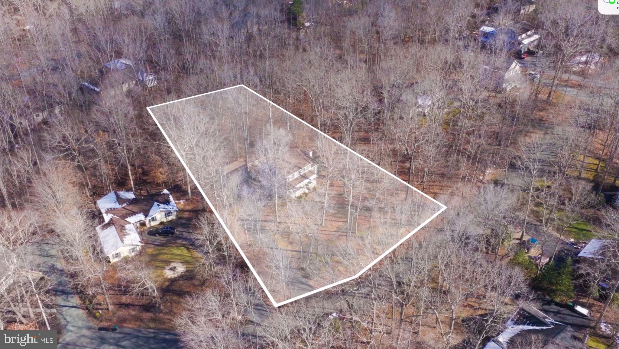 LAKE MONTICELLO - Residential