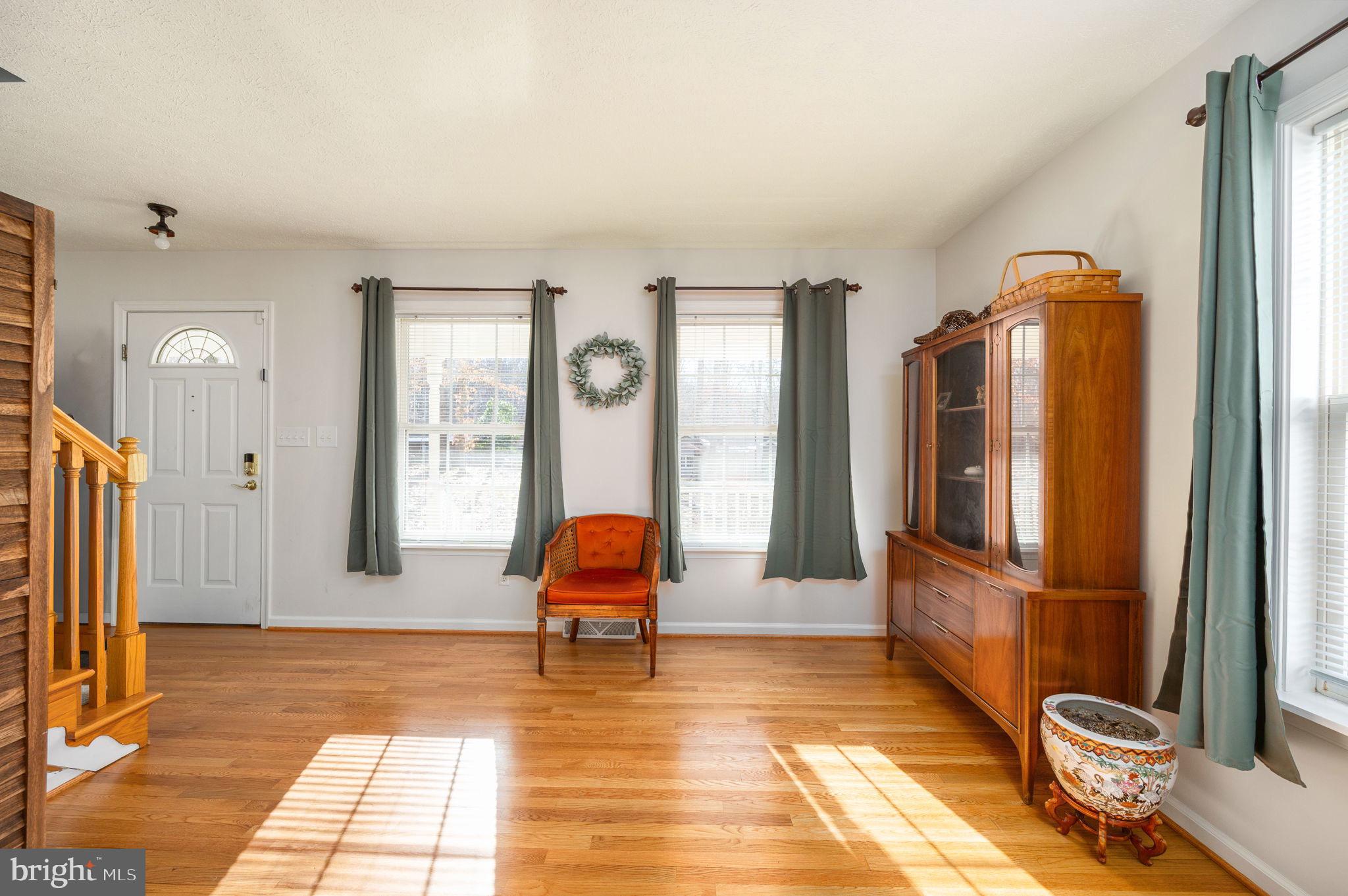 LAKE MONTICELLO - Residential