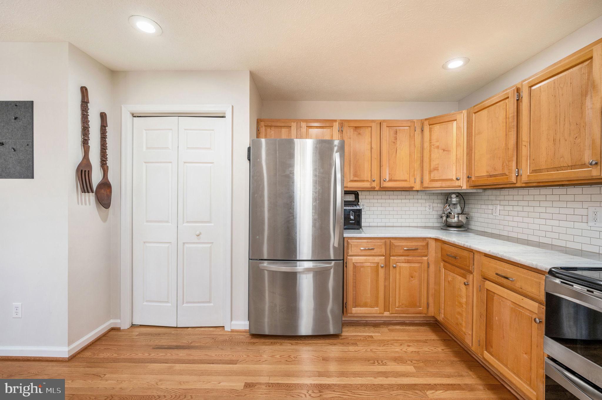 LAKE MONTICELLO - Residential