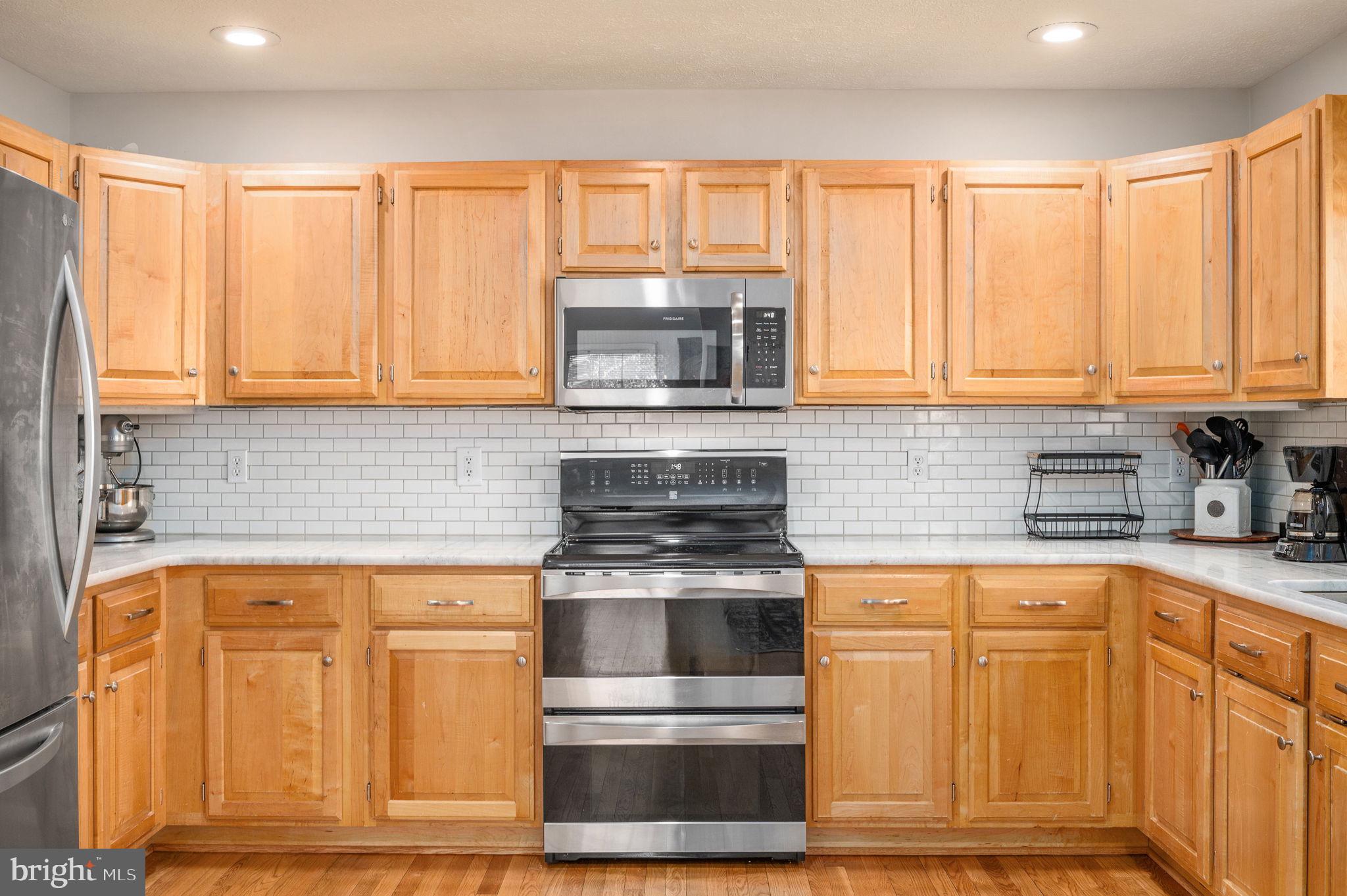 LAKE MONTICELLO - Residential