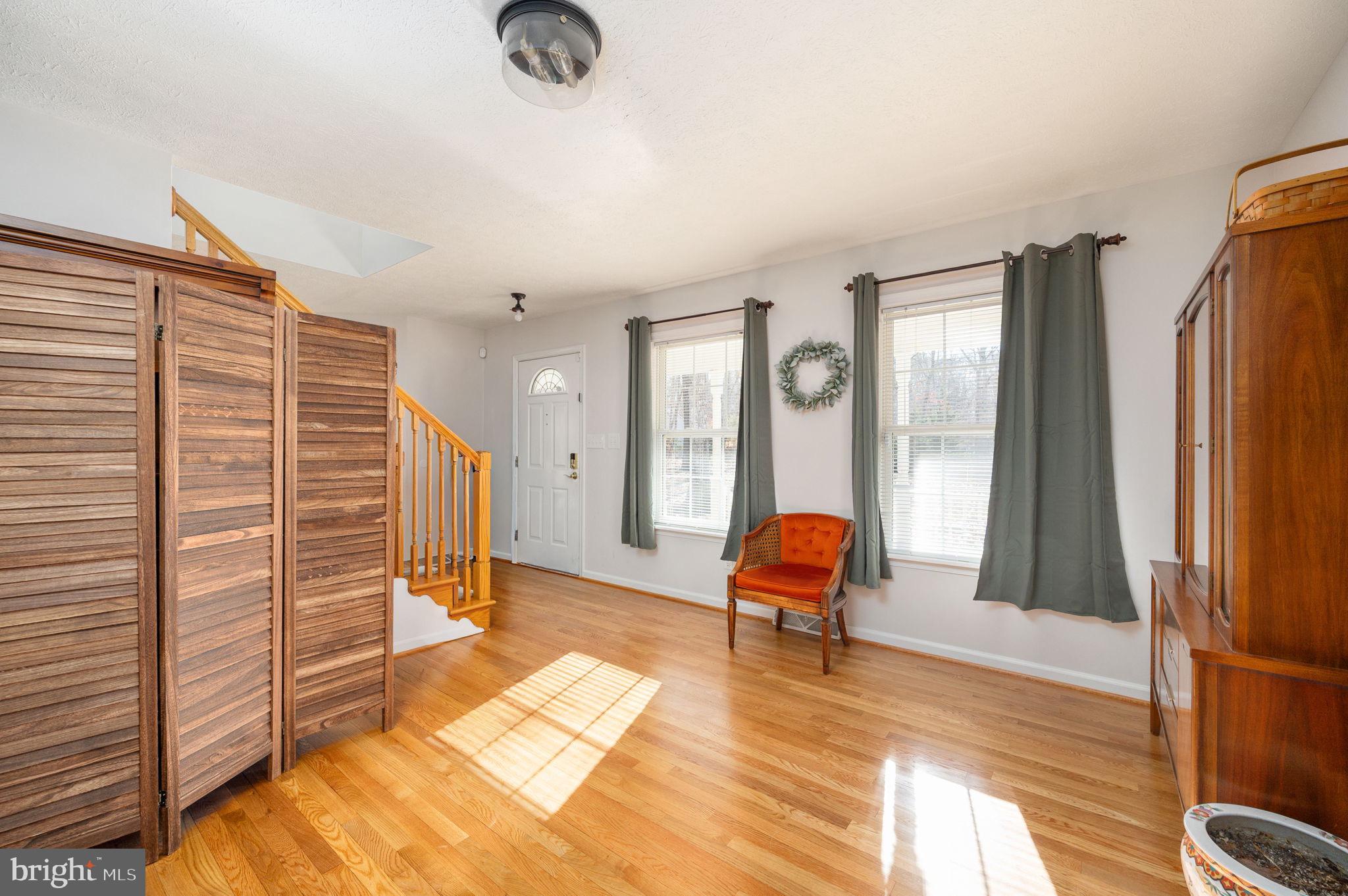 LAKE MONTICELLO - Residential