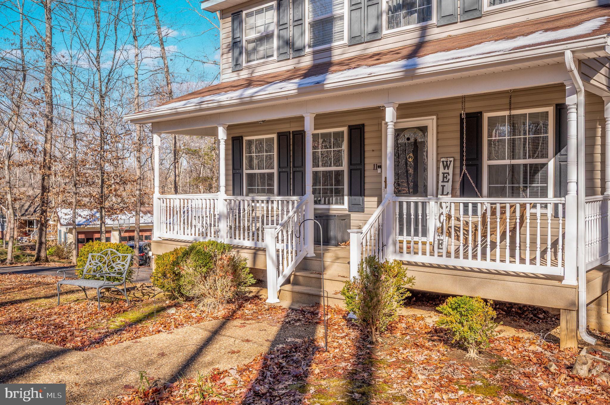 LAKE MONTICELLO - Residential