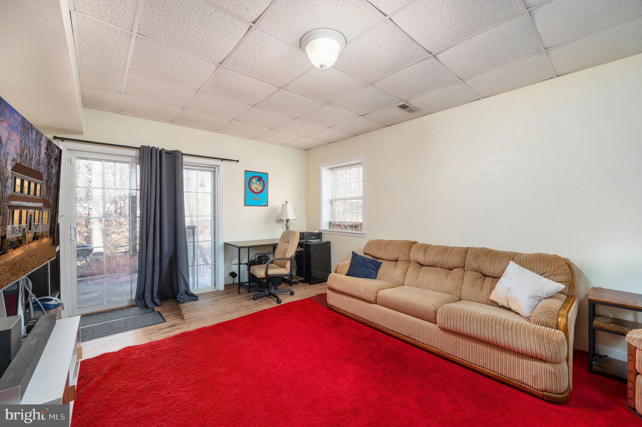 LAKE MONTICELLO - Residential