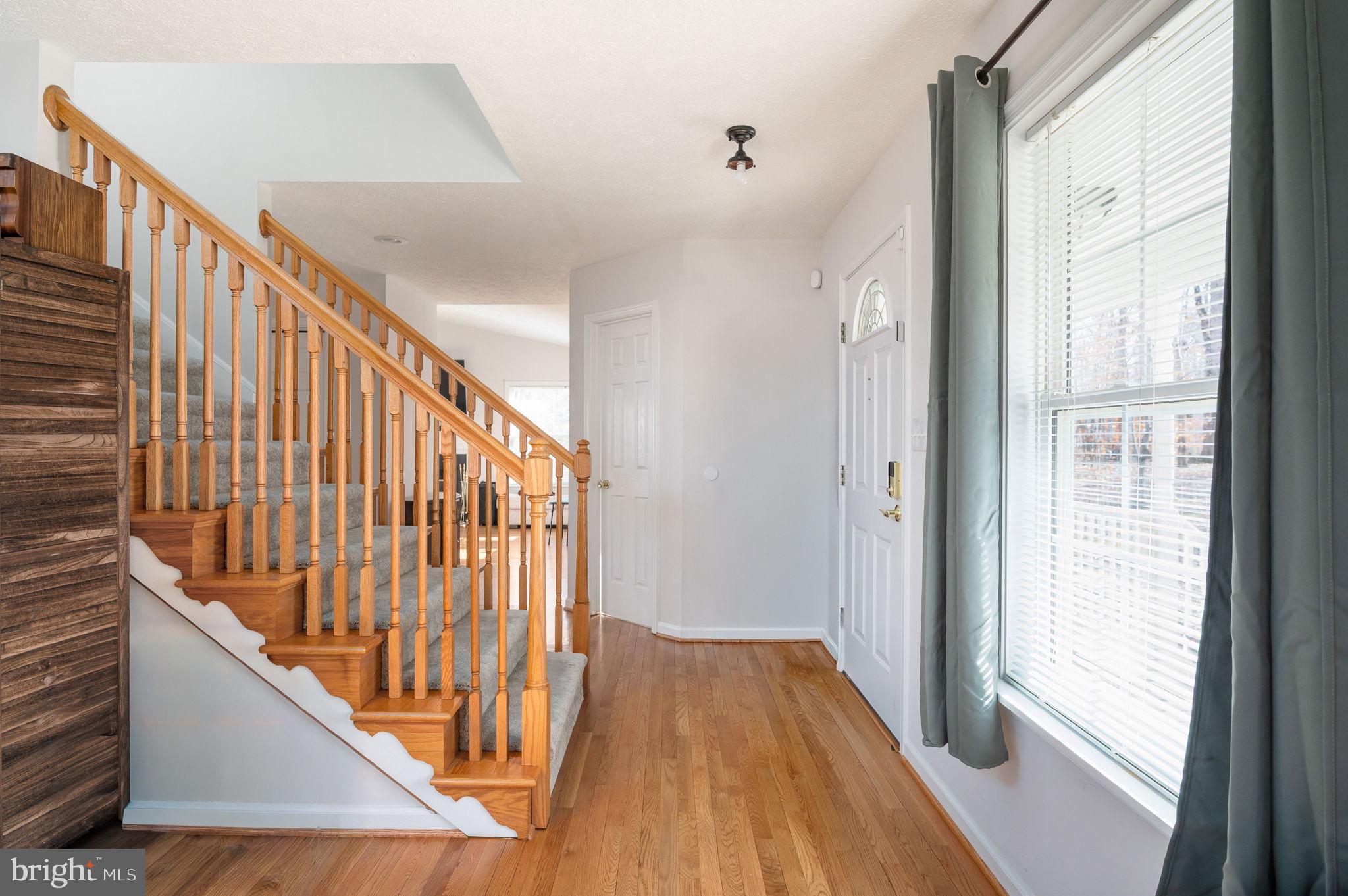 LAKE MONTICELLO - Residential