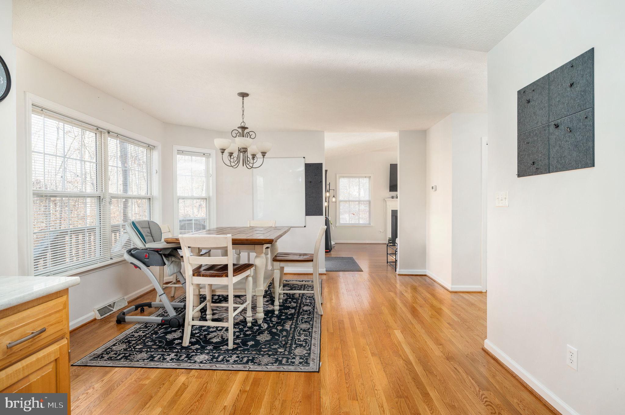 LAKE MONTICELLO - Residential