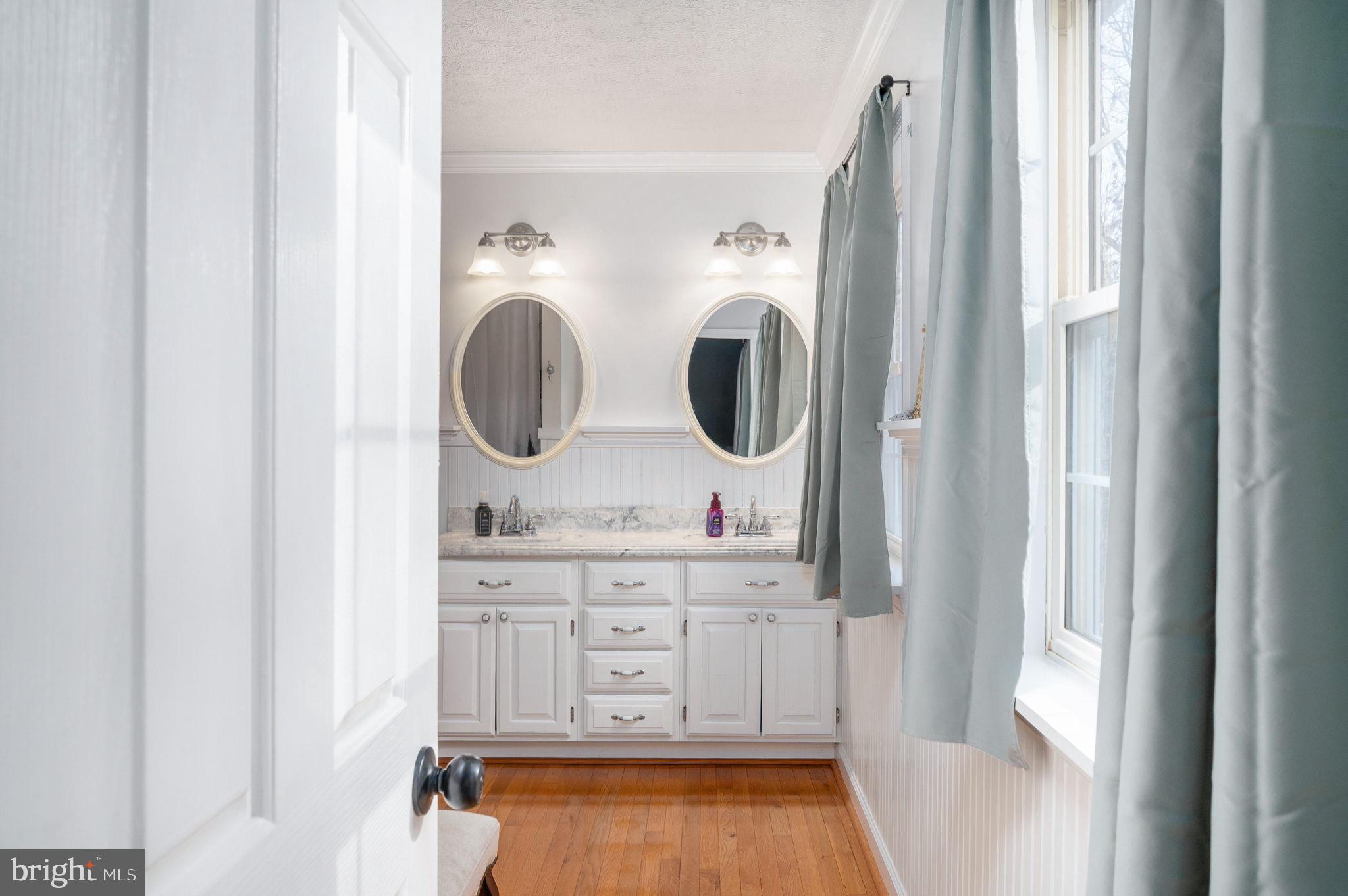 LAKE MONTICELLO - Residential