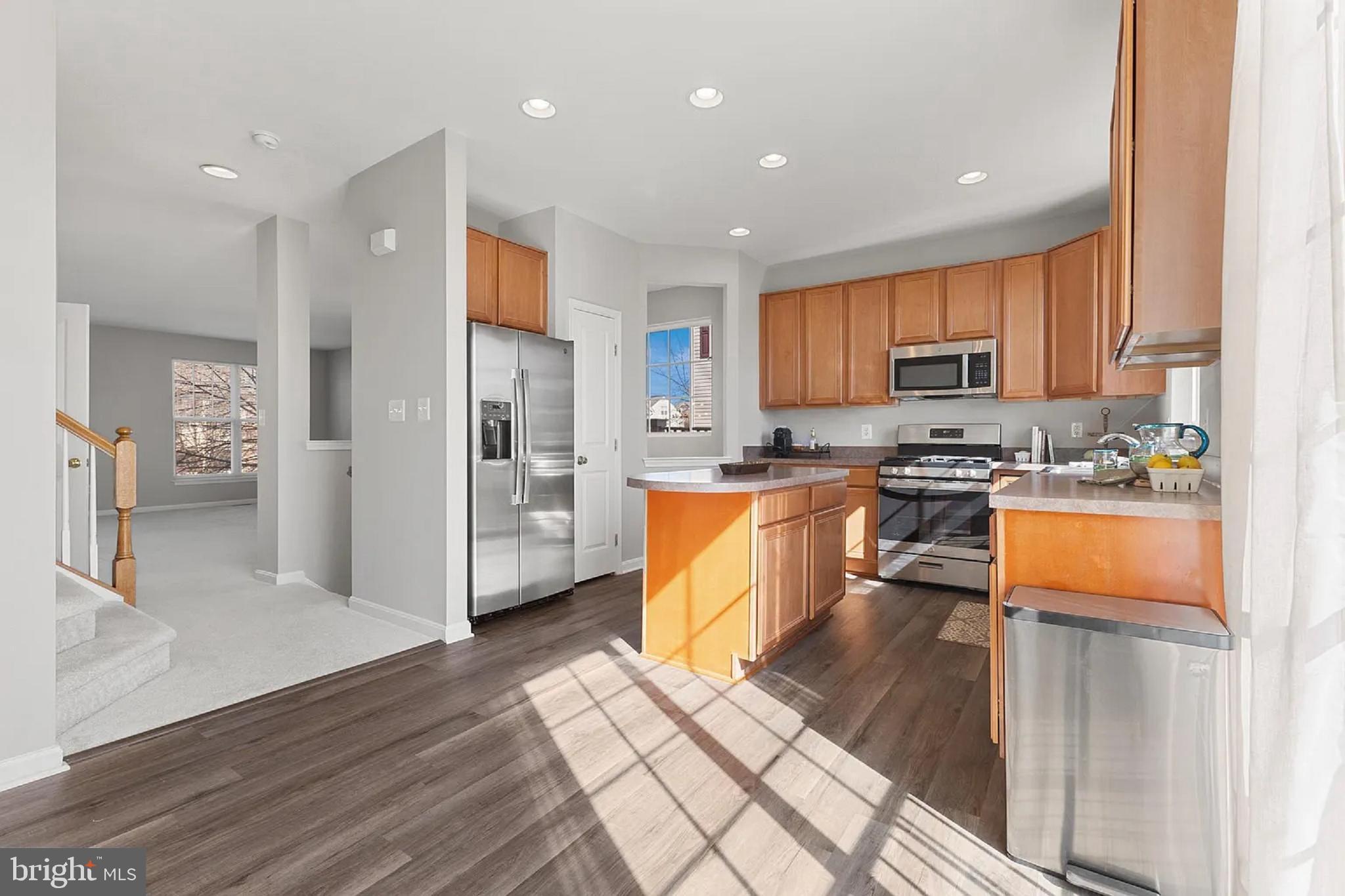 PEMBROOKE/VICTORY LAKES - Residential Lease