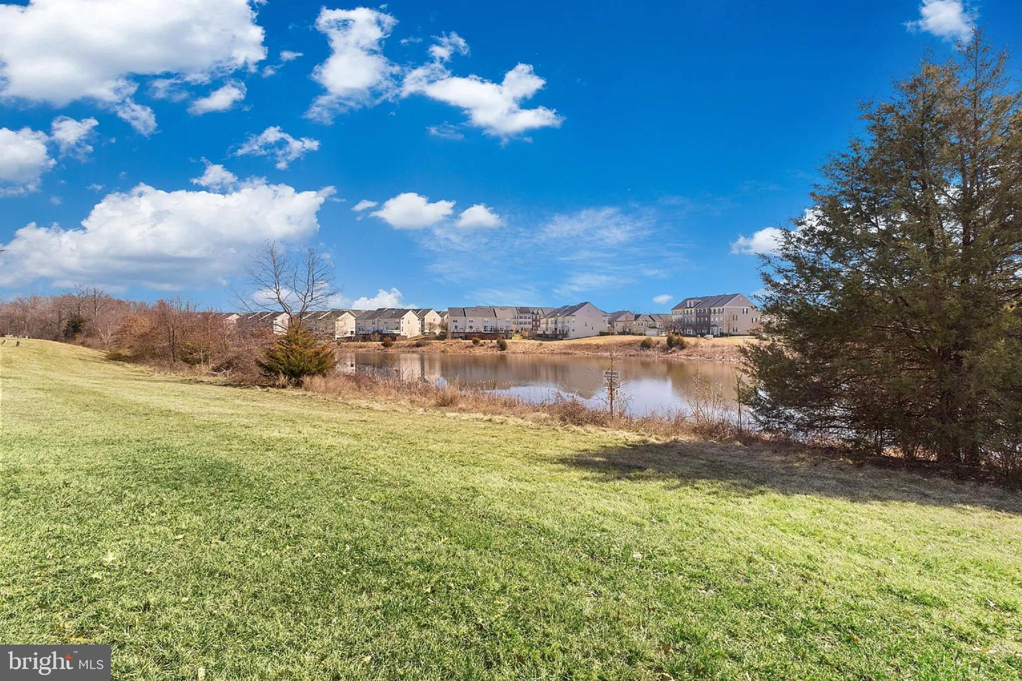 PEMBROOKE/VICTORY LAKES - Residential Lease