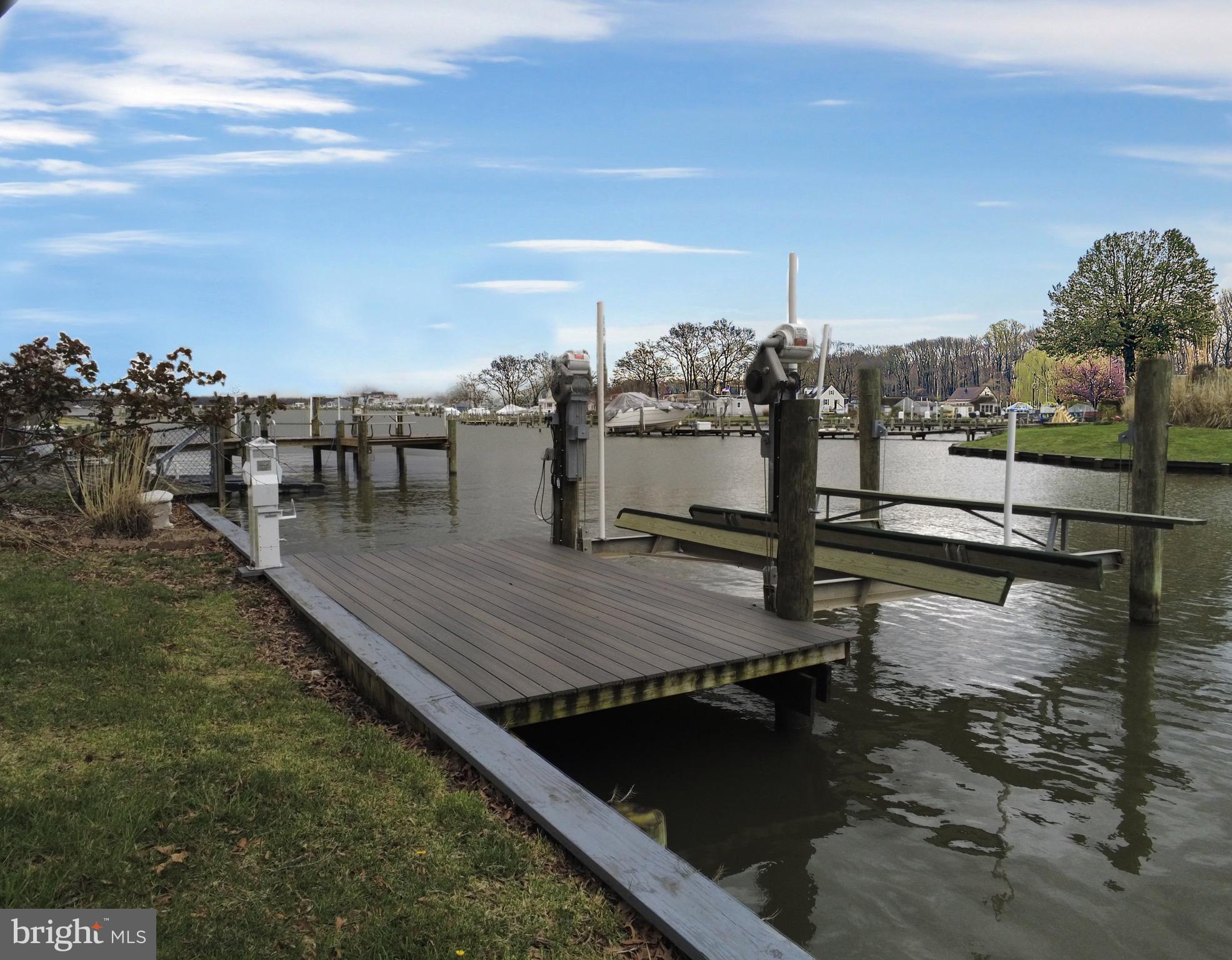 BOWLEYS QUARTERS - Residential