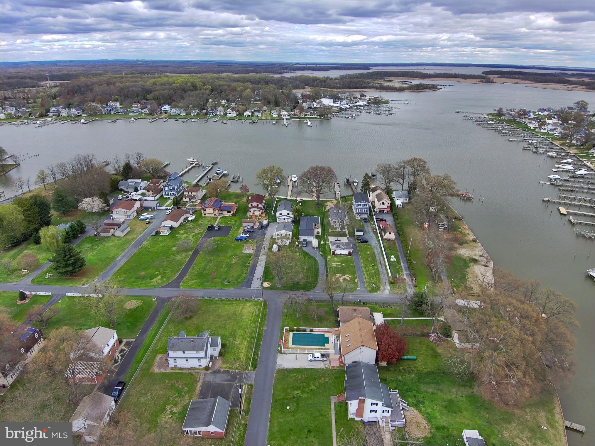 BOWLEYS QUARTERS - Residential