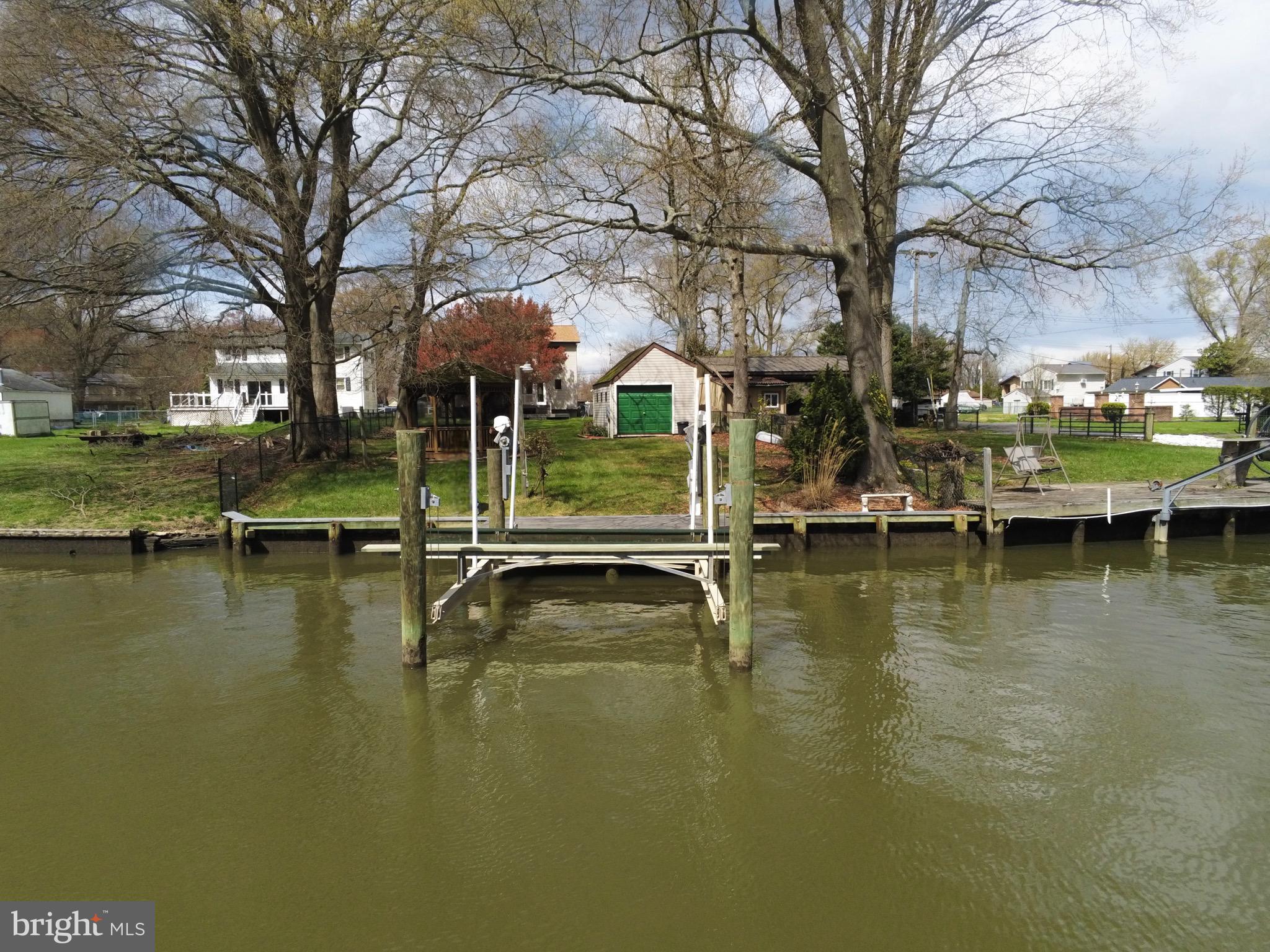 BOWLEYS QUARTERS - Residential