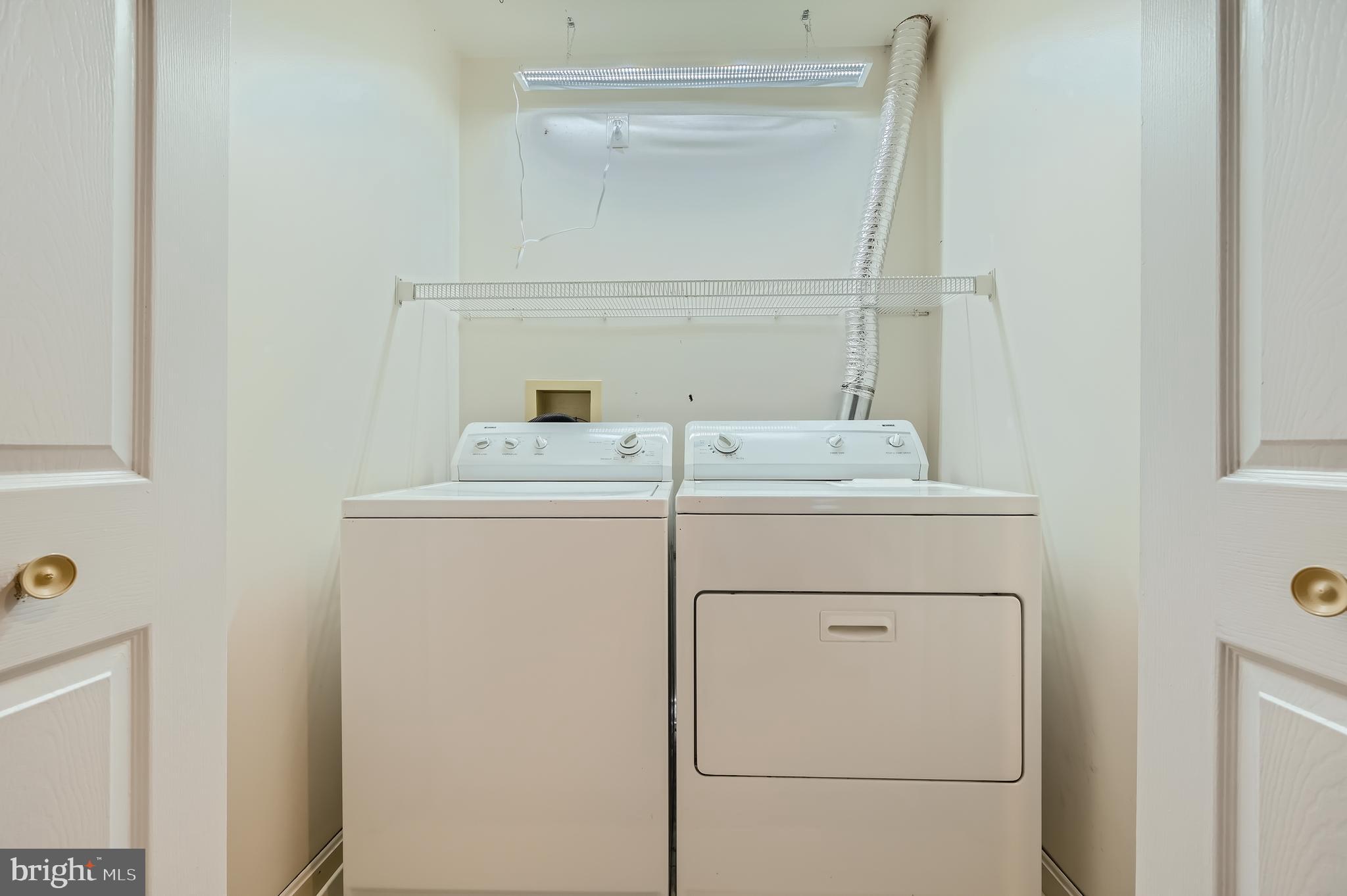 BOWLEYS QUARTERS - Residential