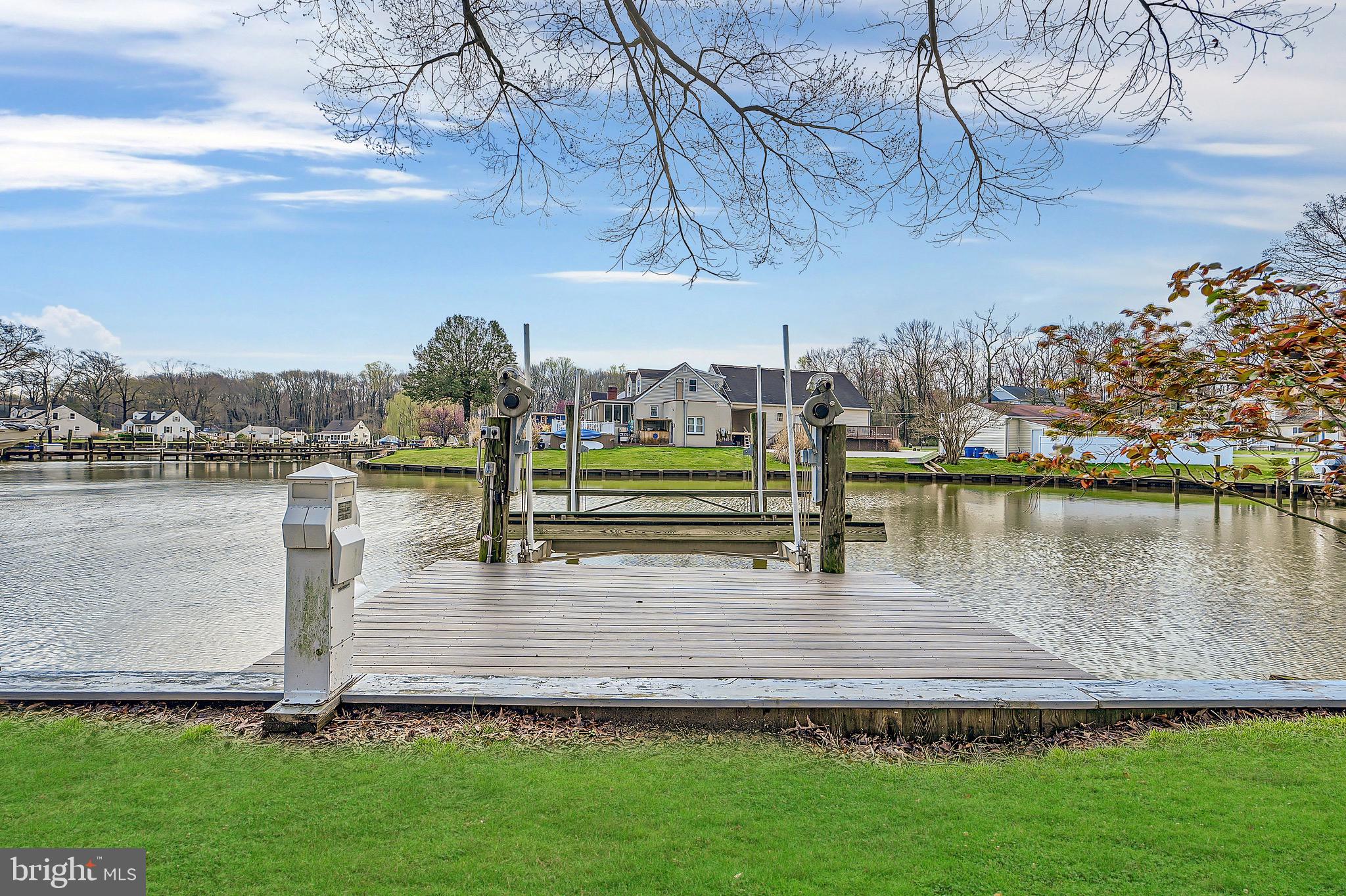 BOWLEYS QUARTERS - Residential