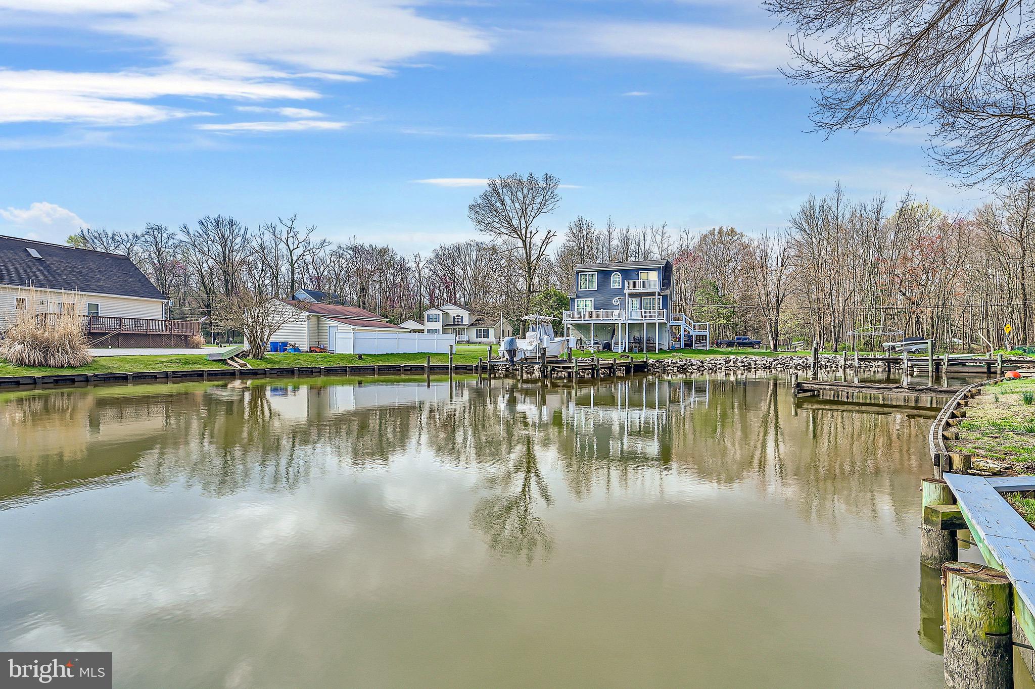 BOWLEYS QUARTERS - Residential