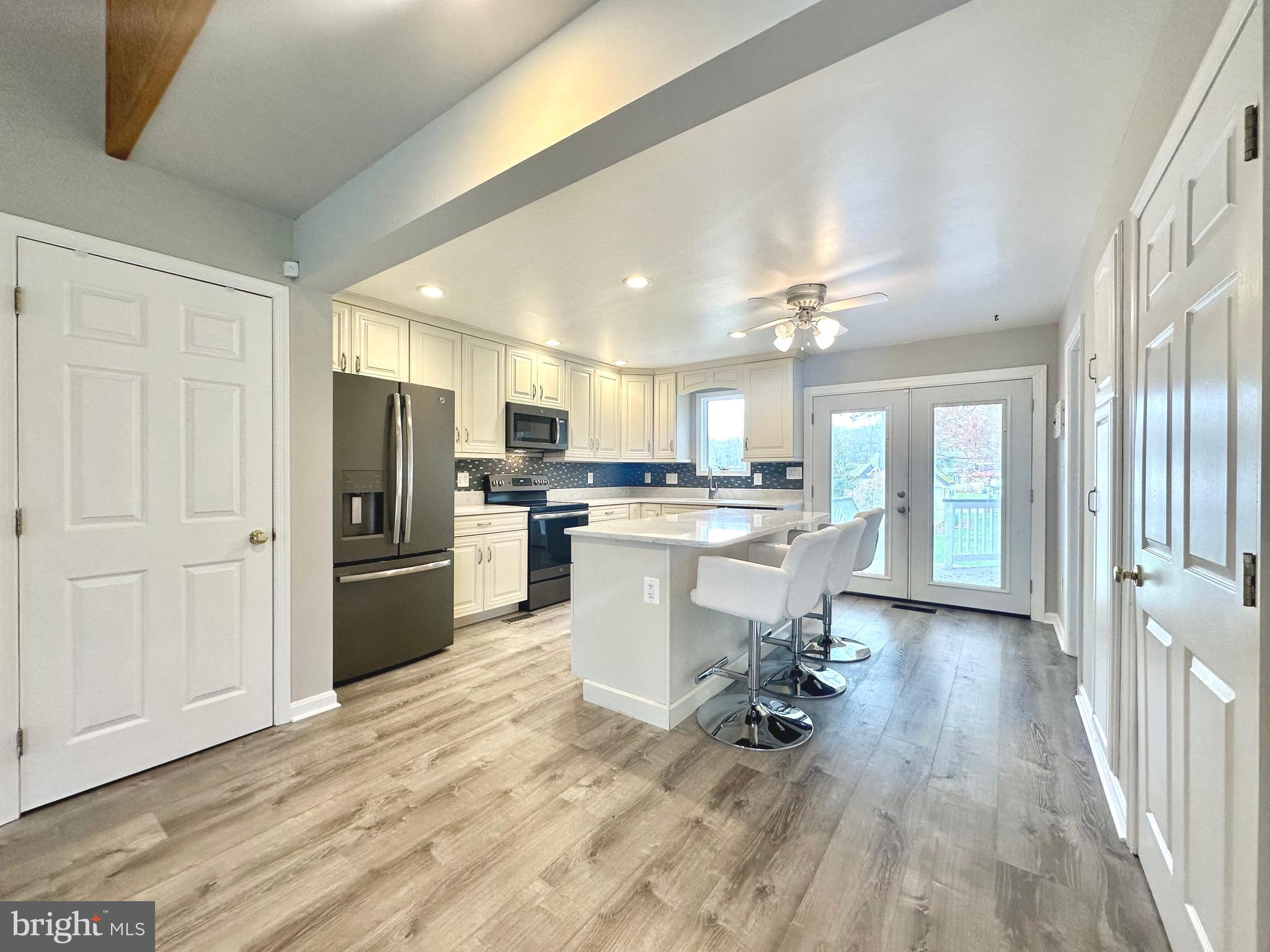 BOWLEYS QUARTERS - Residential