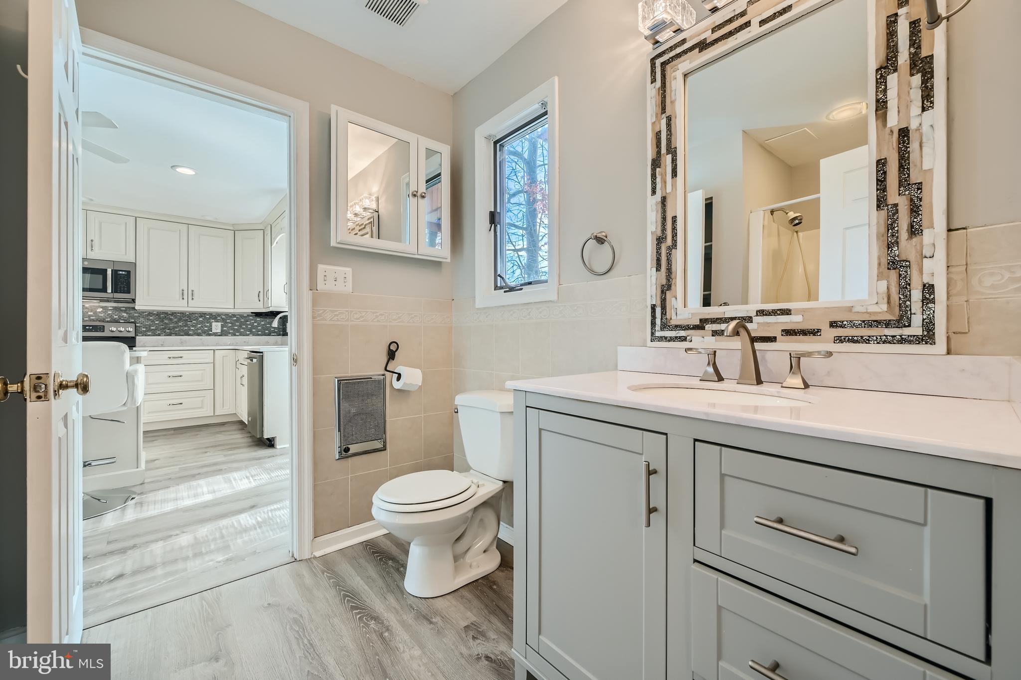 BOWLEYS QUARTERS - Residential