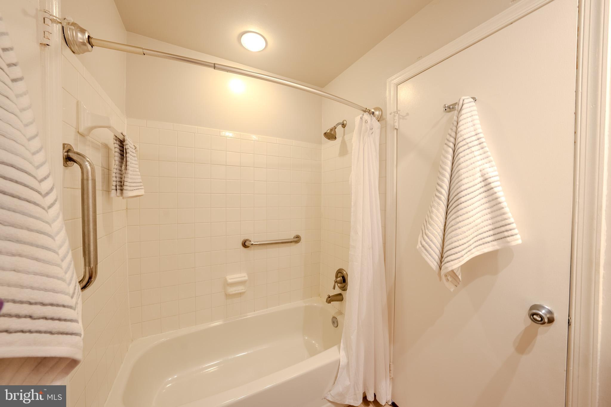 NANTUCKET AT RESTON - Residential