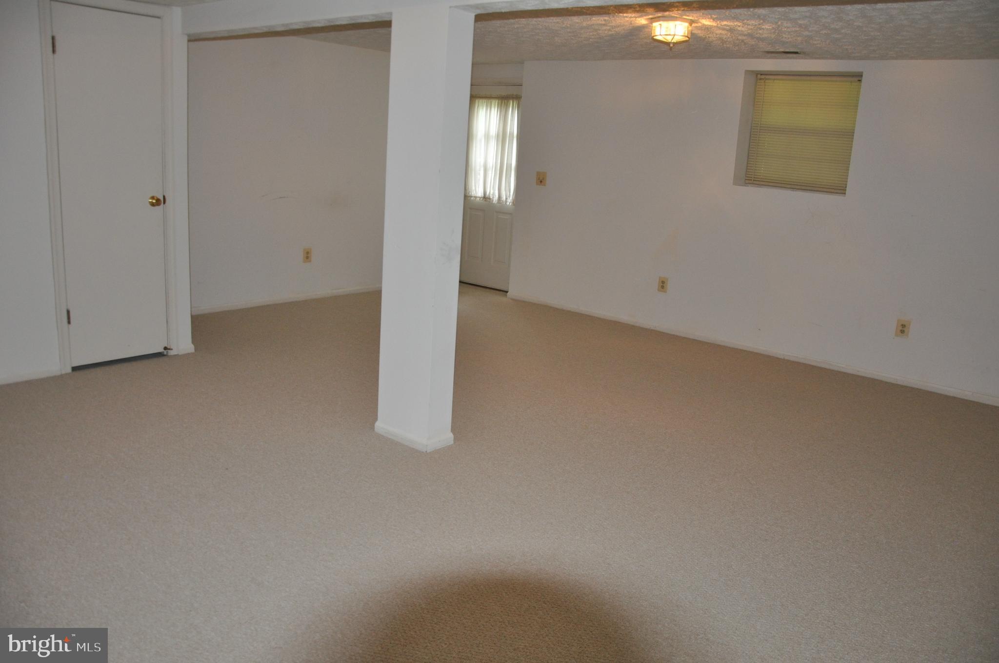 OWINGS RIDGE - Residential Lease