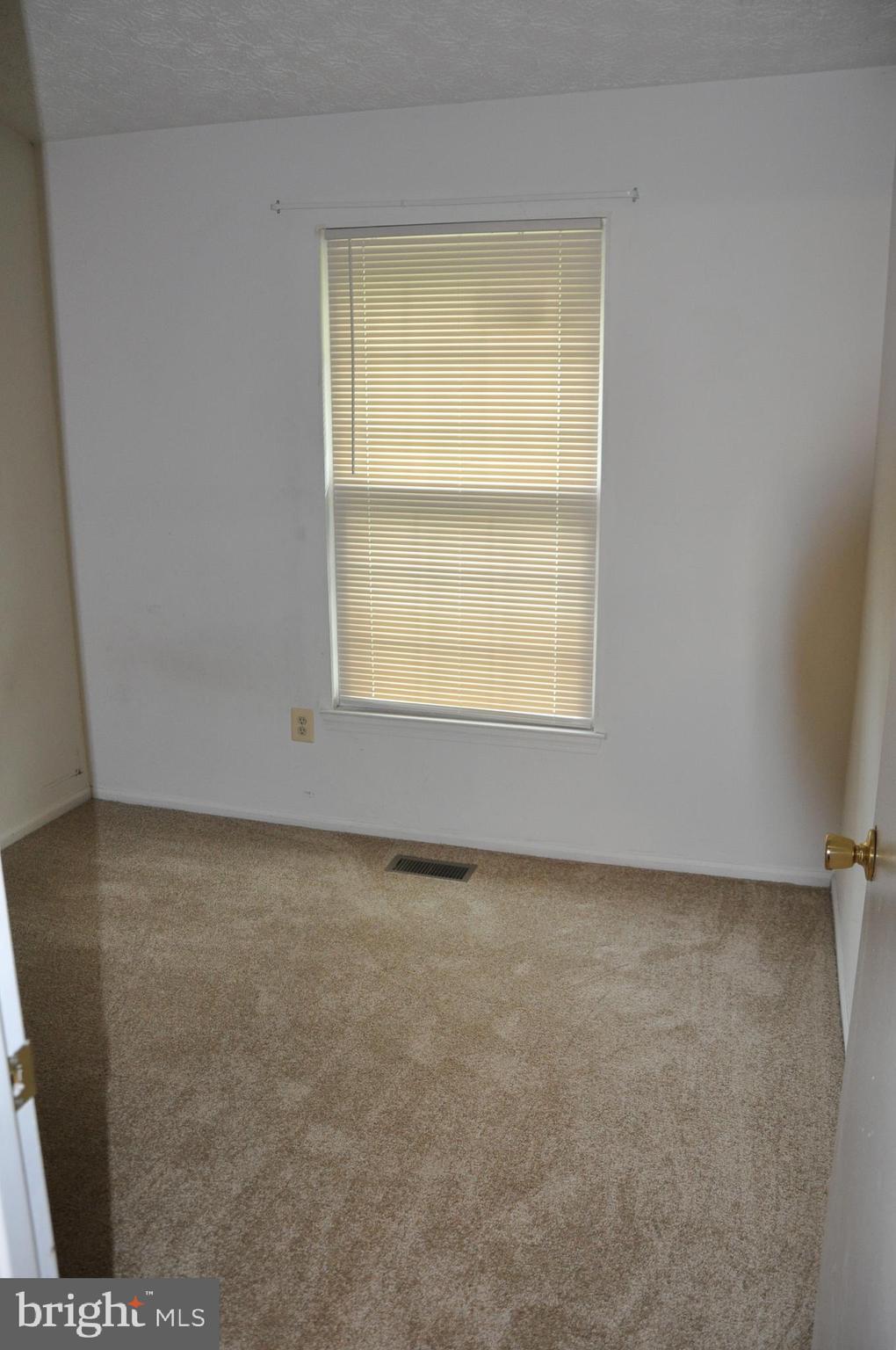 OWINGS RIDGE - Residential Lease