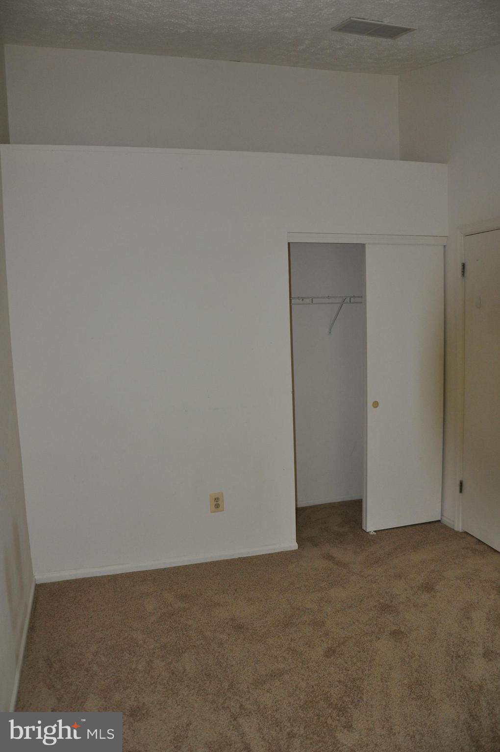 OWINGS RIDGE - Residential Lease