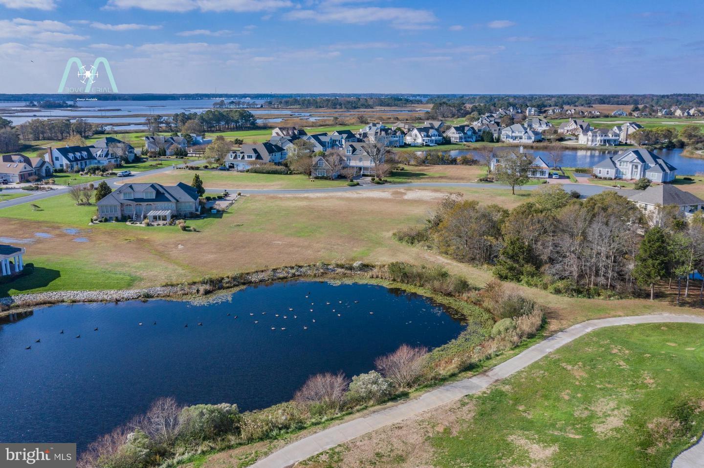 LIGHTHOUSE SOUND - Land