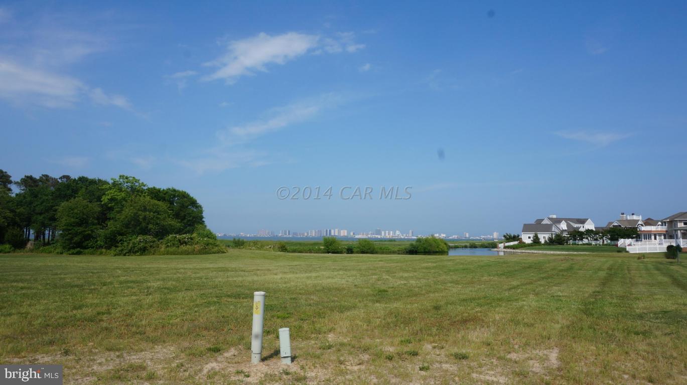 LIGHTHOUSE SOUND - Land