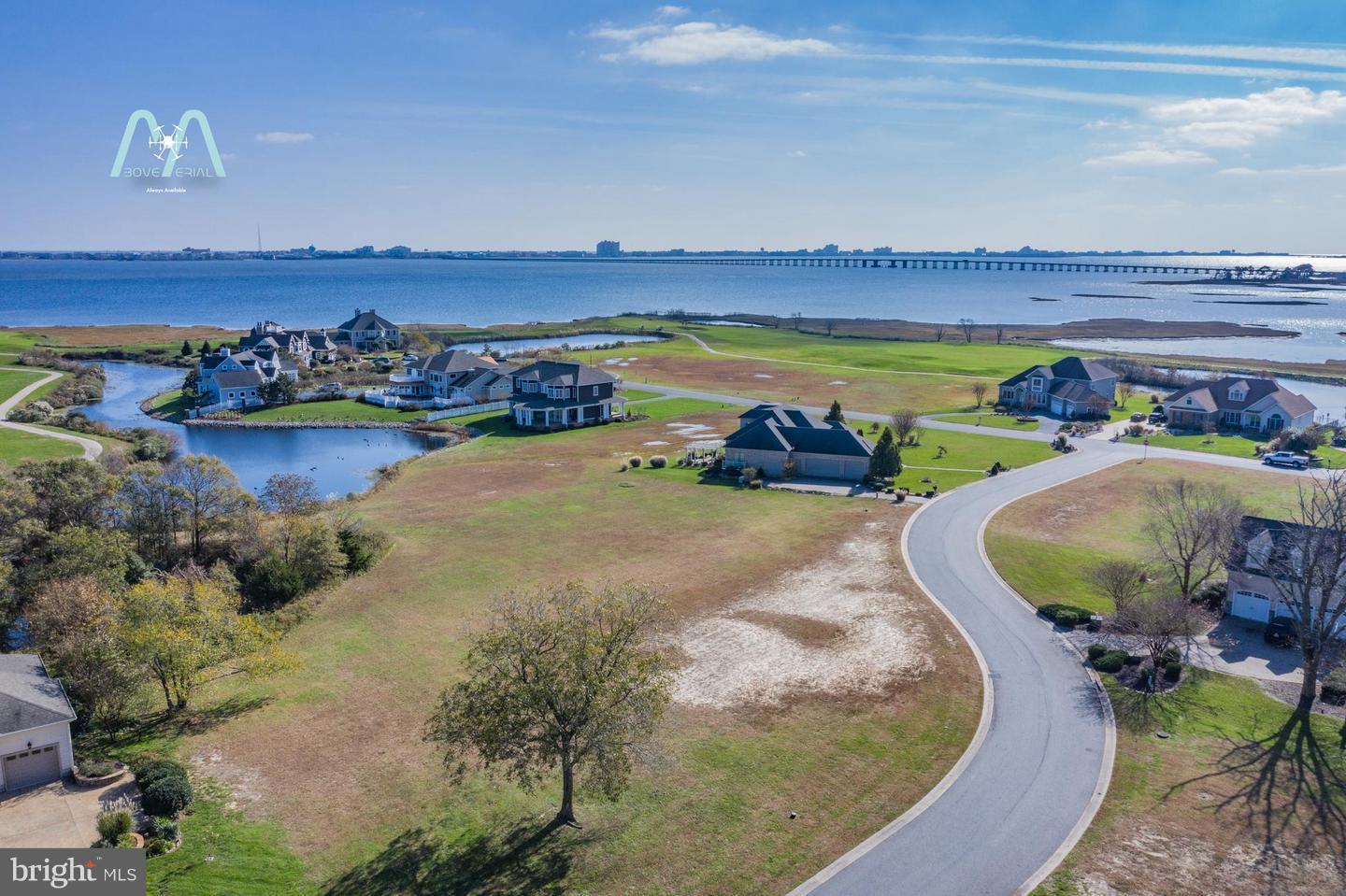 LIGHTHOUSE SOUND - Land