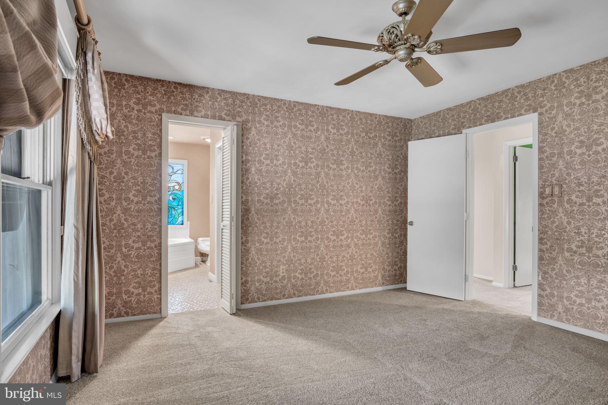 MOUNTAINDALE - Residential