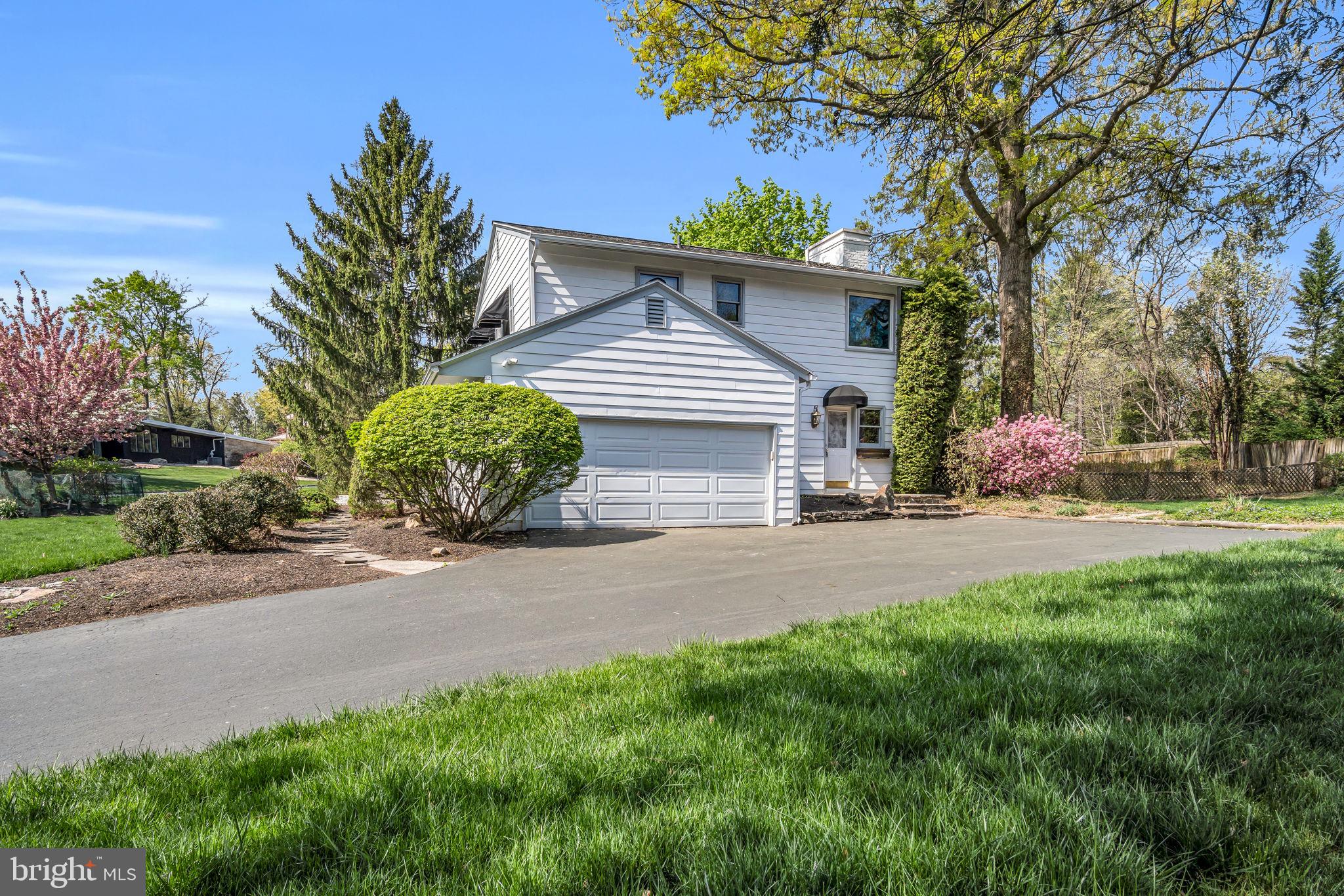 MOUNTAINDALE - Residential