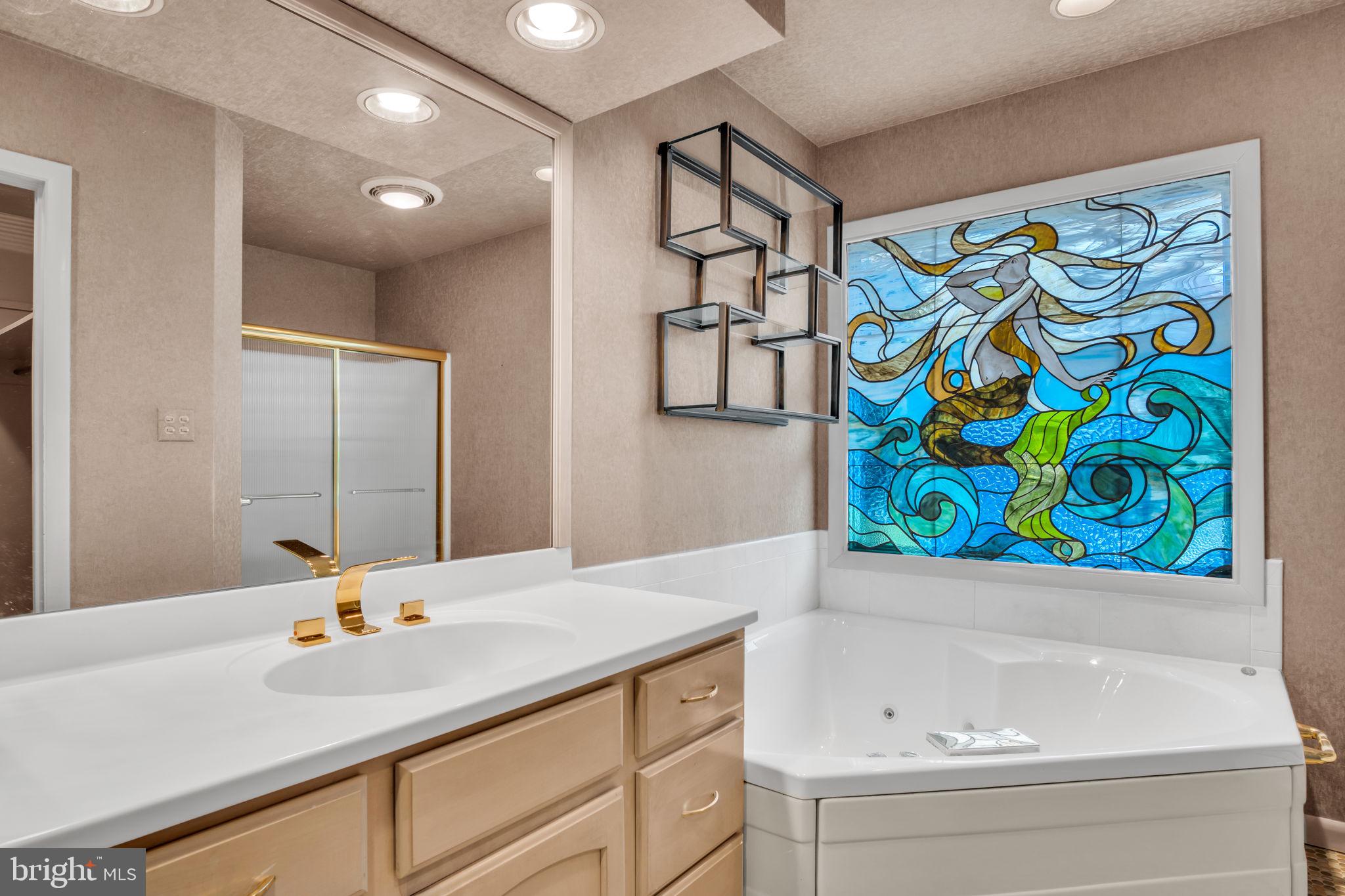 MOUNTAINDALE - Residential