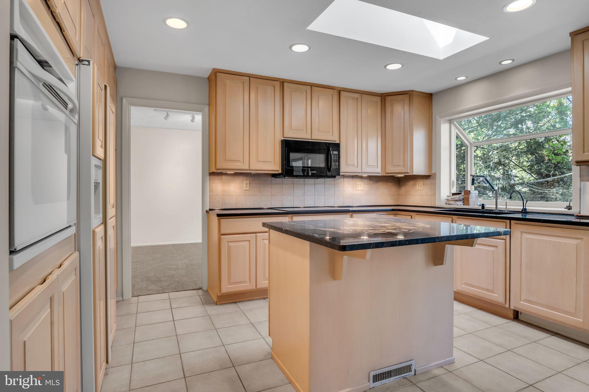 MOUNTAINDALE - Residential