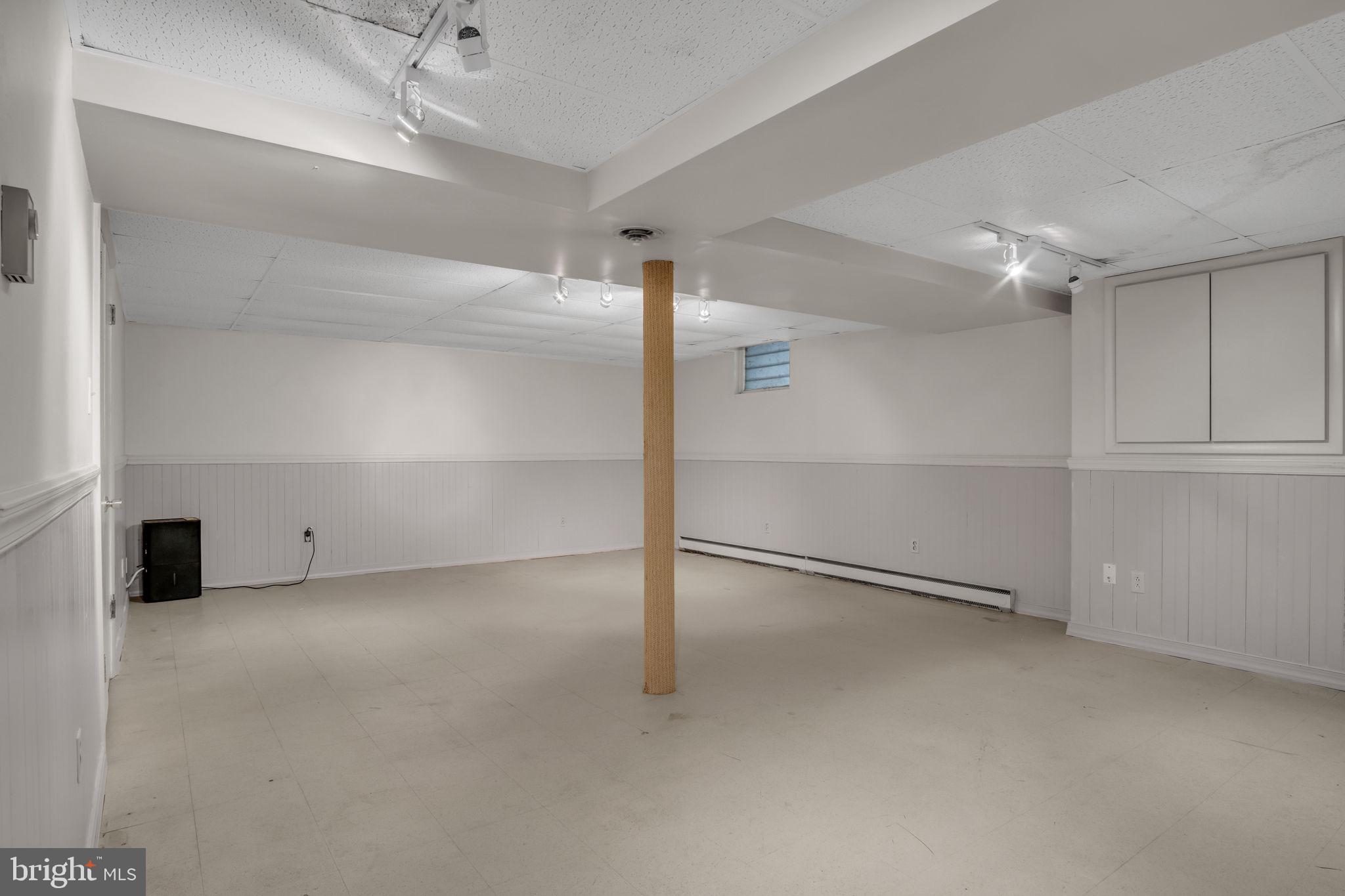 MOUNTAINDALE - Residential