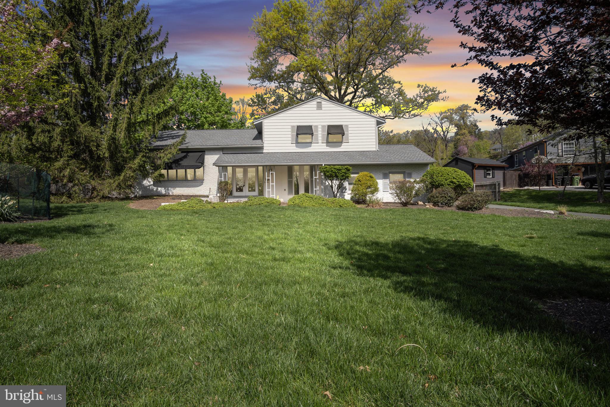 MOUNTAINDALE - Residential