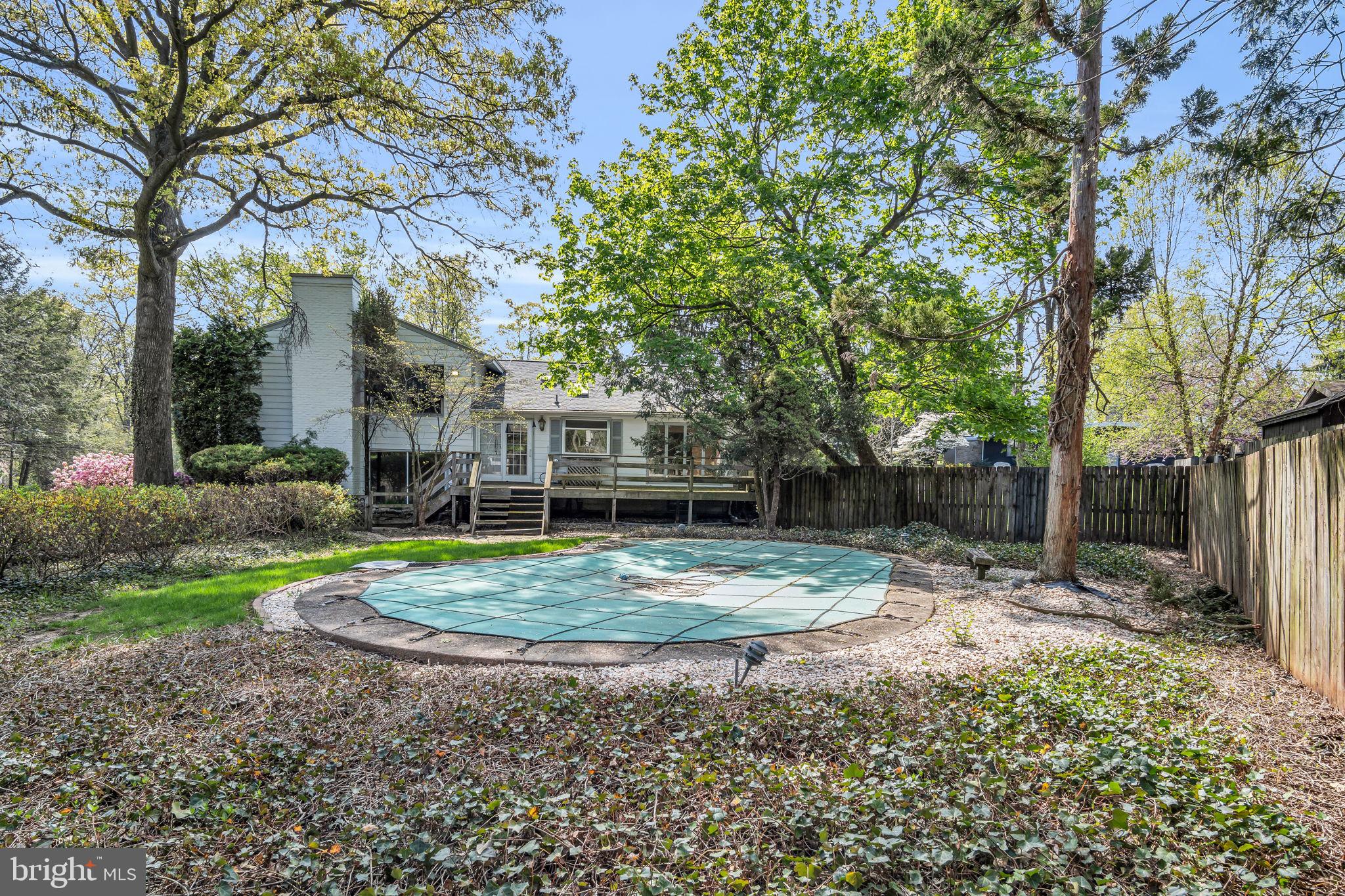 MOUNTAINDALE - Residential