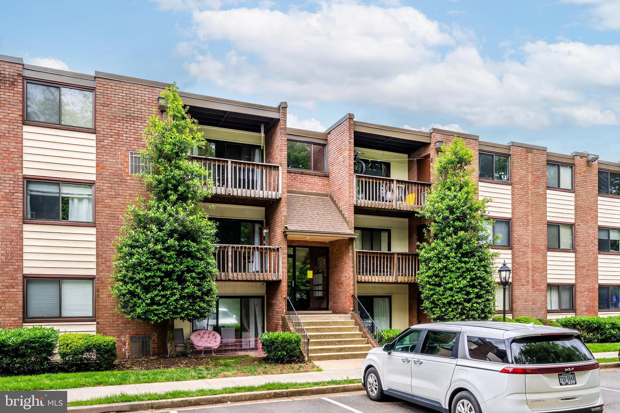 10723 WEST DRIVE 303