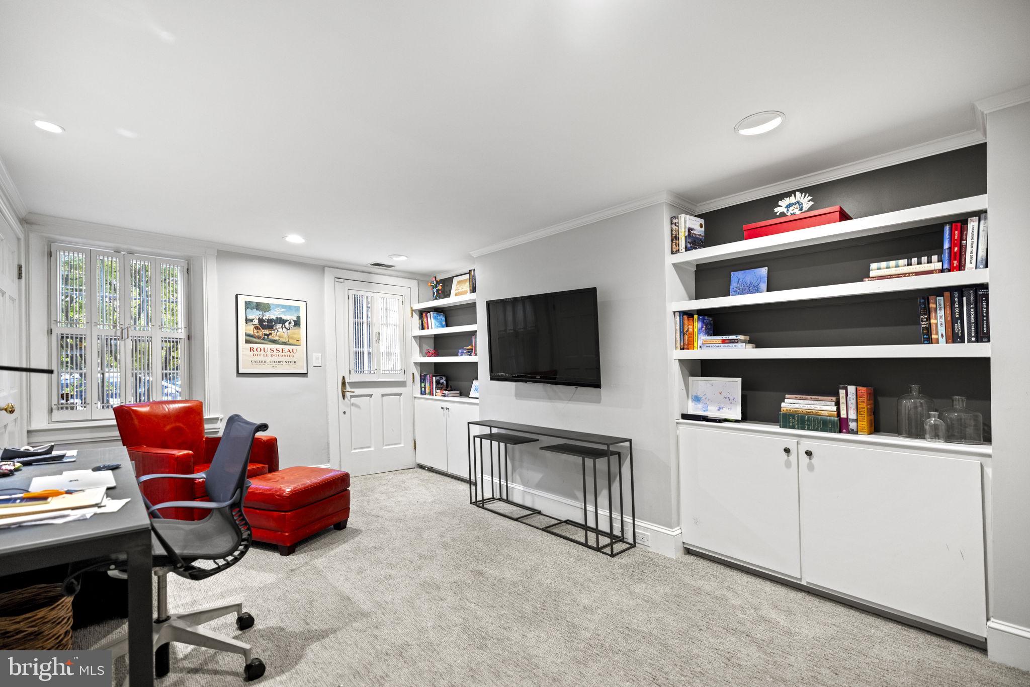 GEORGETOWN - Residential
